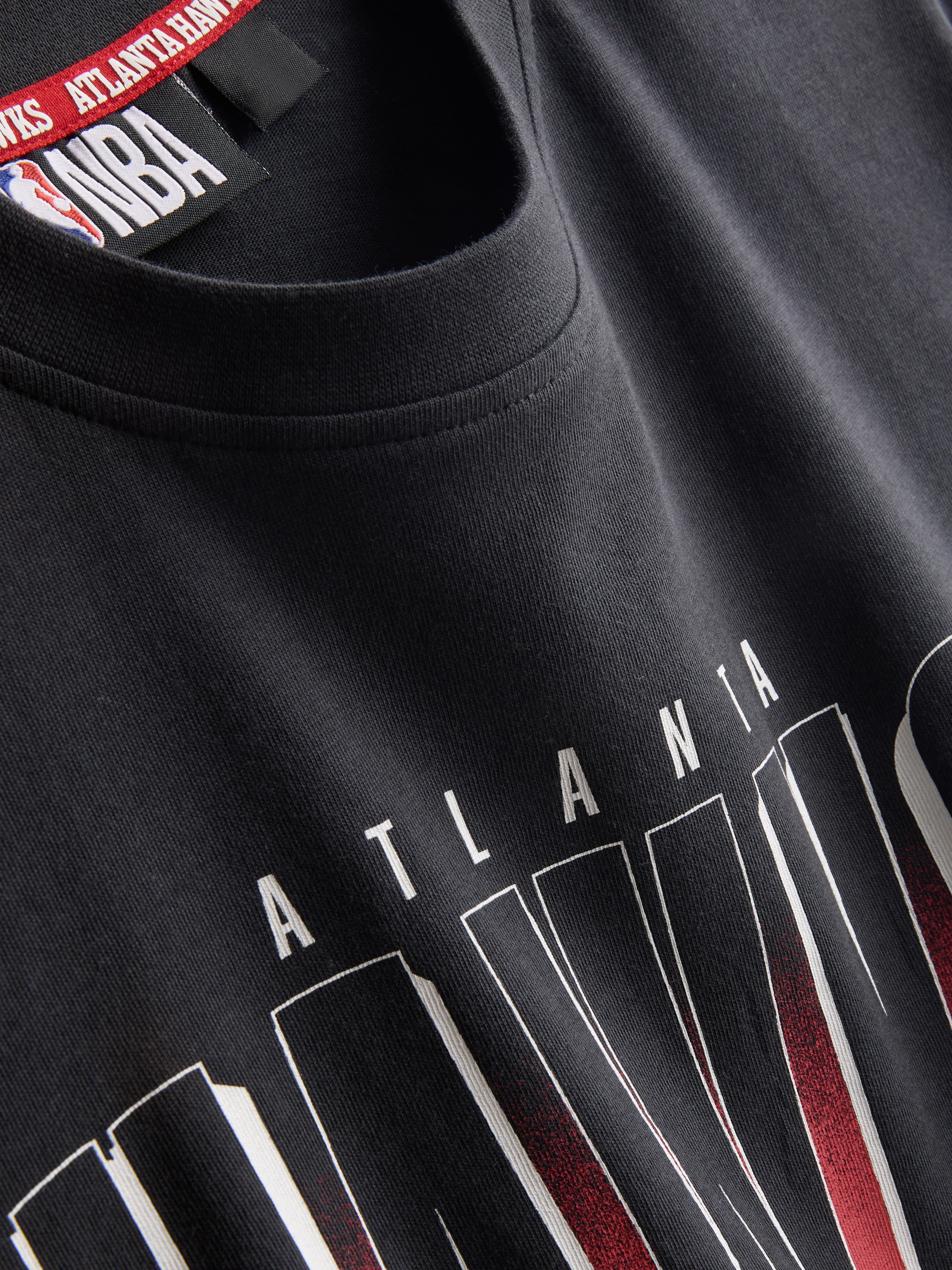 NBA Atlanta Hawks Pure Cotton Graphic T-Shirt
