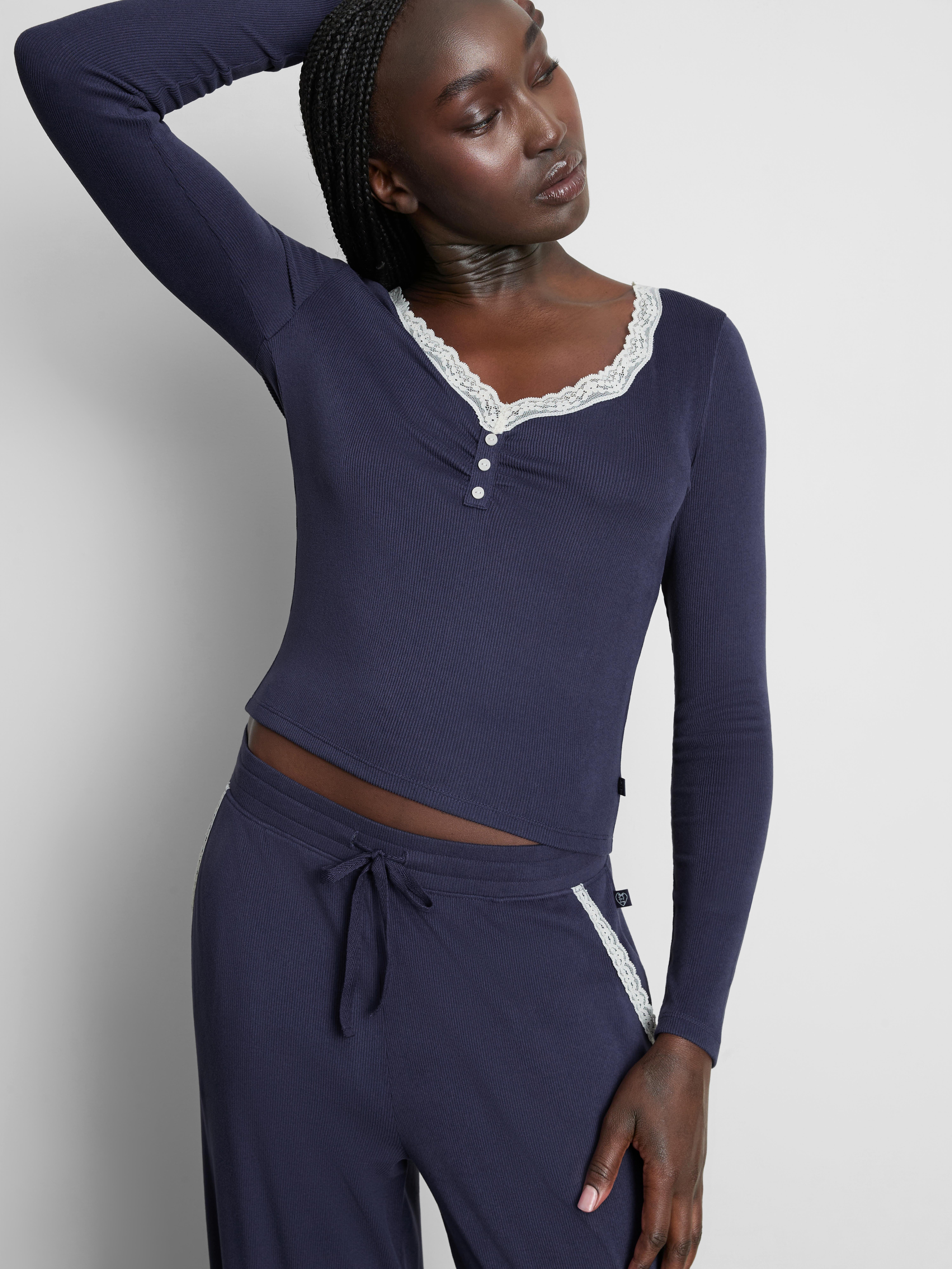 Love To Lounge Lace-Trim Ribbed Long-Sleeve Pajama Top