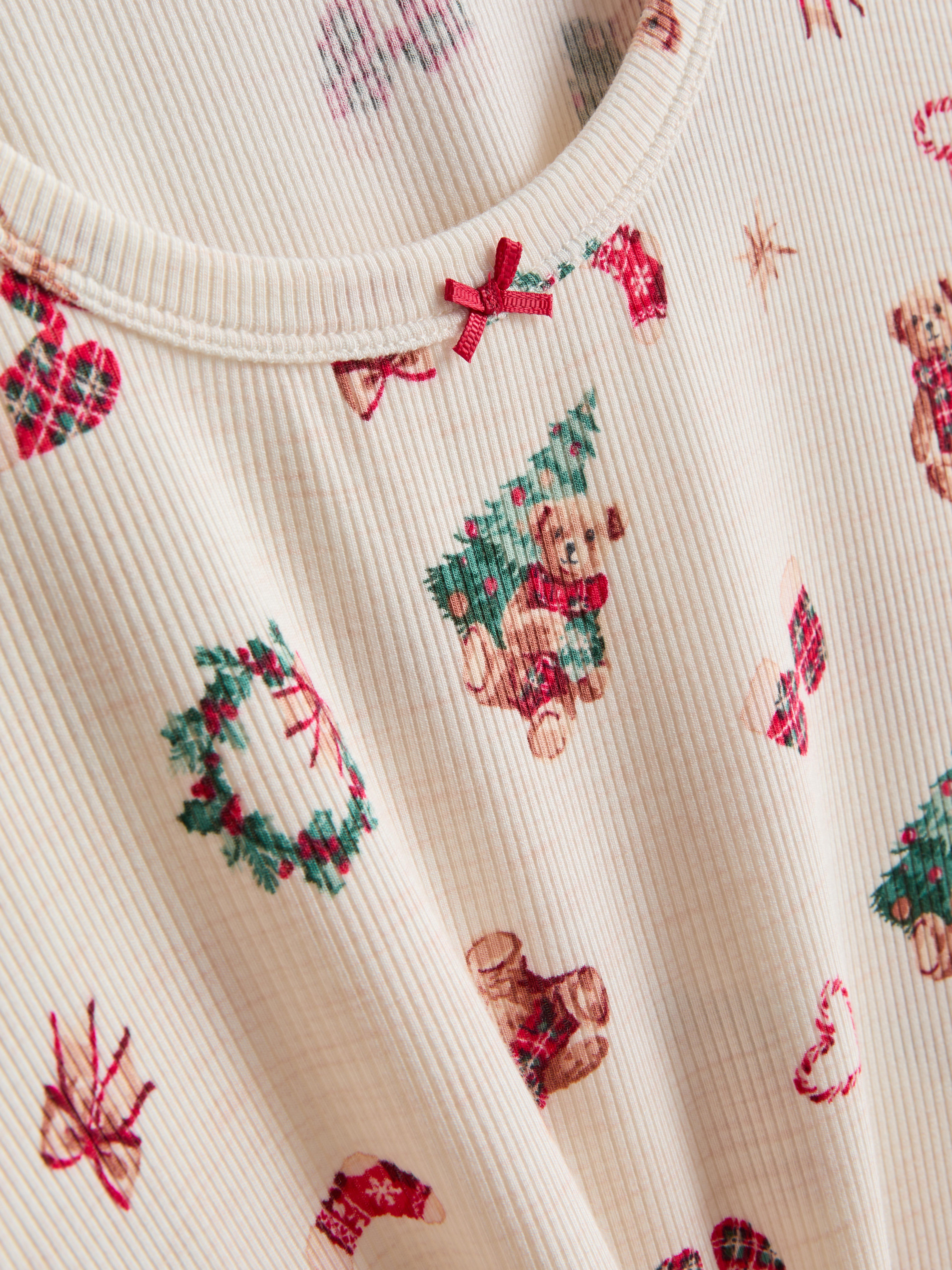 Love To Lounge Christmas Ribbed Bear-Print Pajama Top
