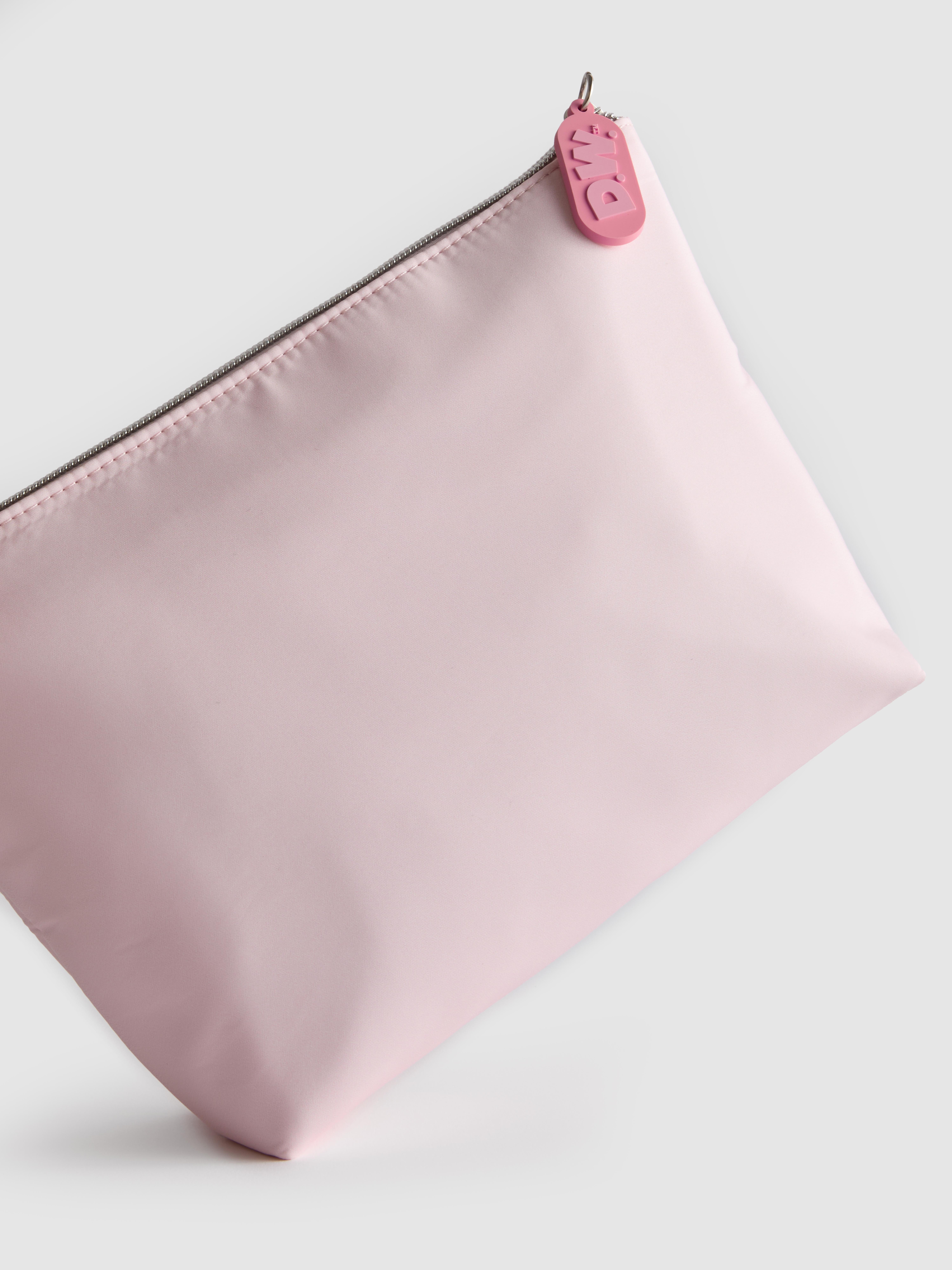 Arthur D.W. Make Up Bag