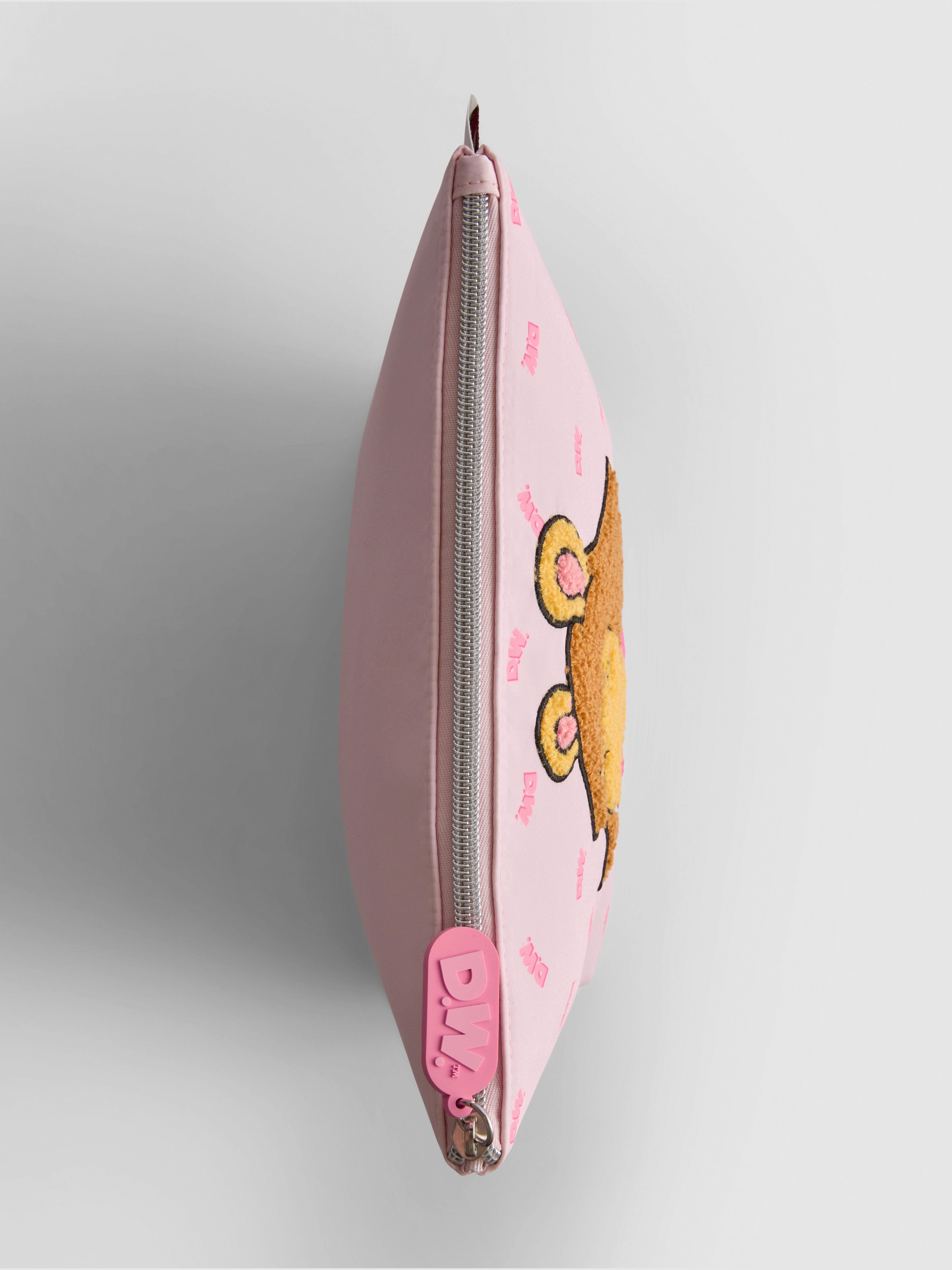 Arthur D.W. Make Up Bag