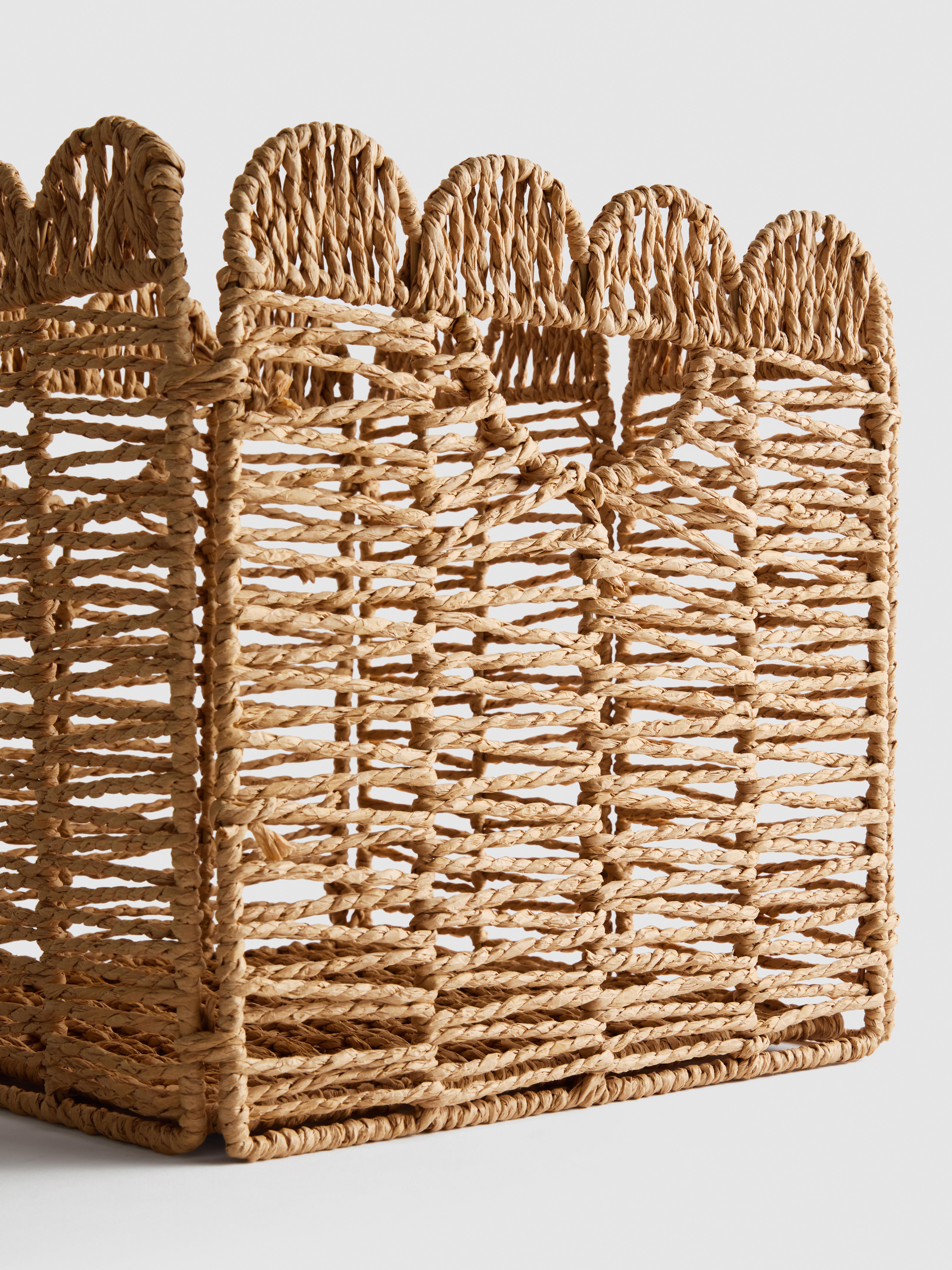 Scalloped Woven Storage Basket