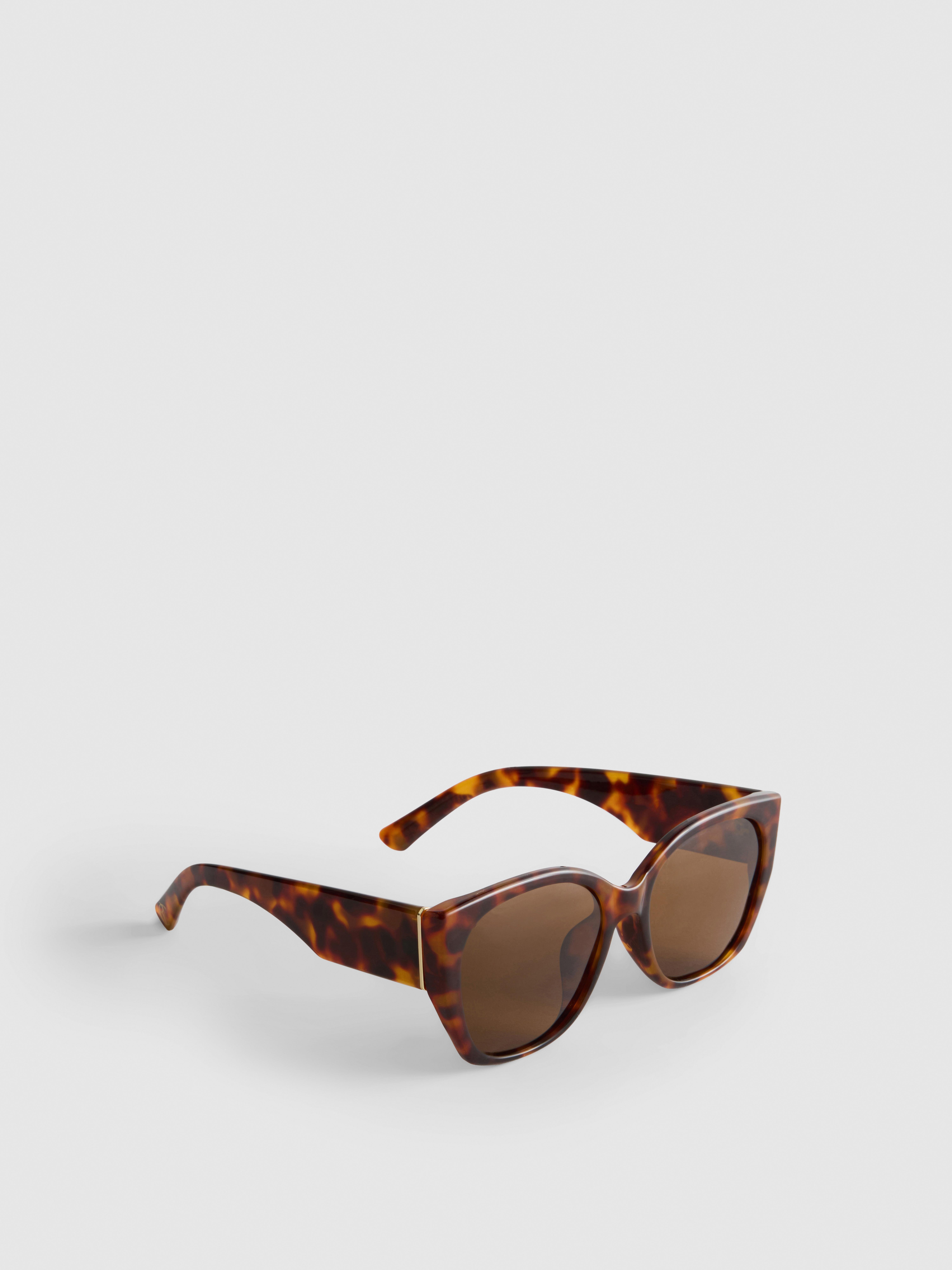 „By Coleen“ Cateye-Sonnenbrille in Schildpattoptik