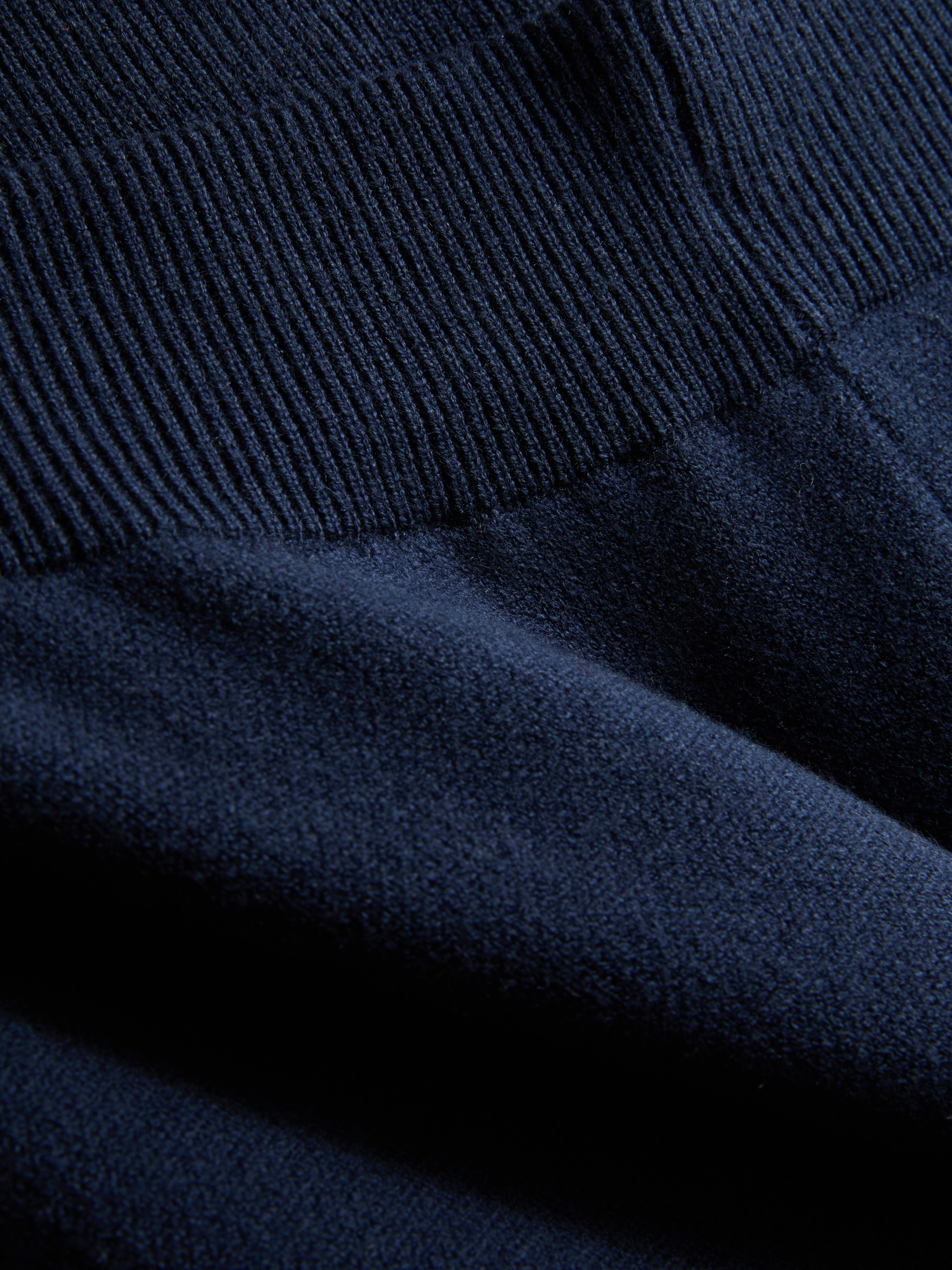 Leggings larghi a maglia stretta