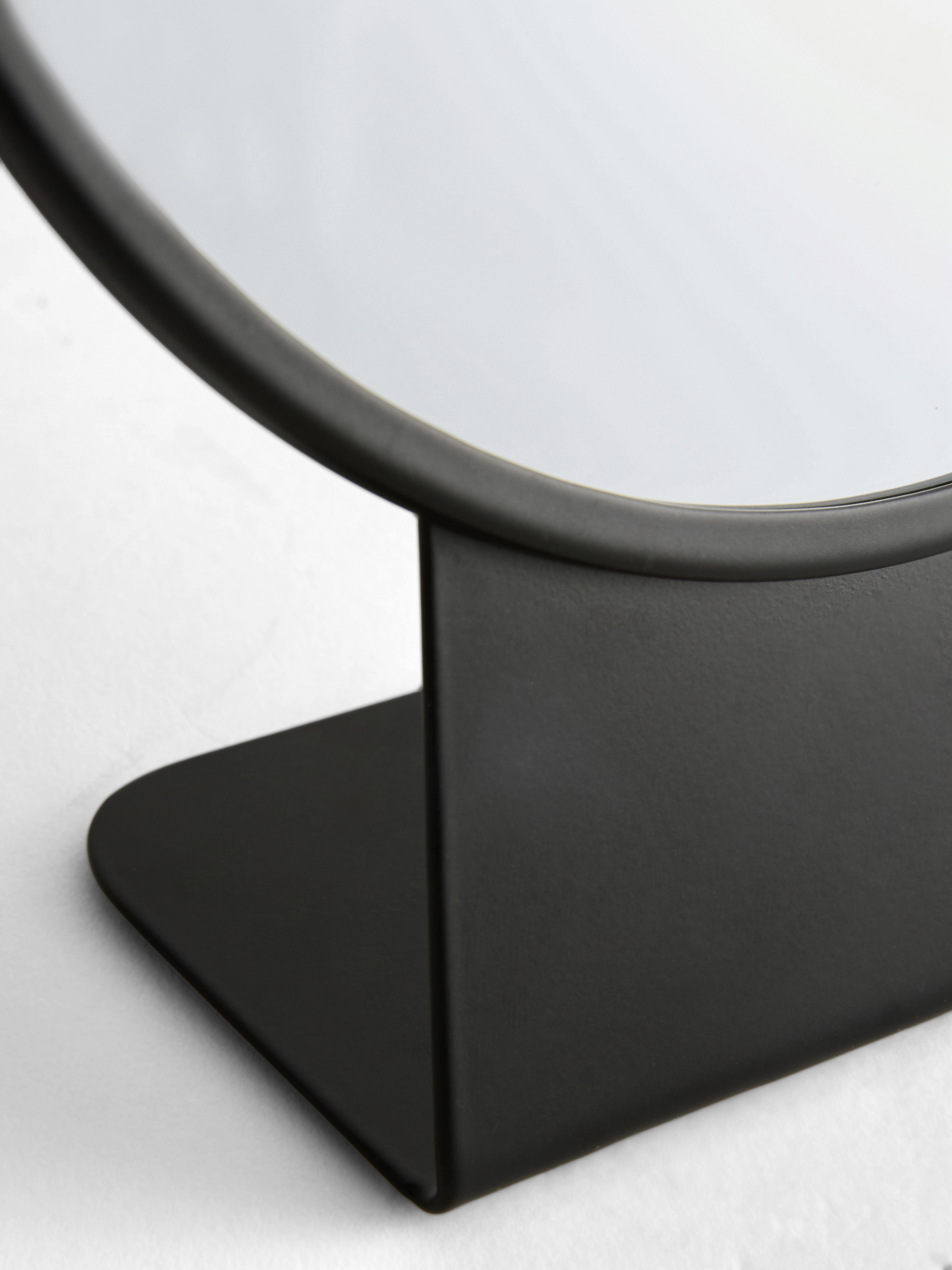 Round Vanity Mirror