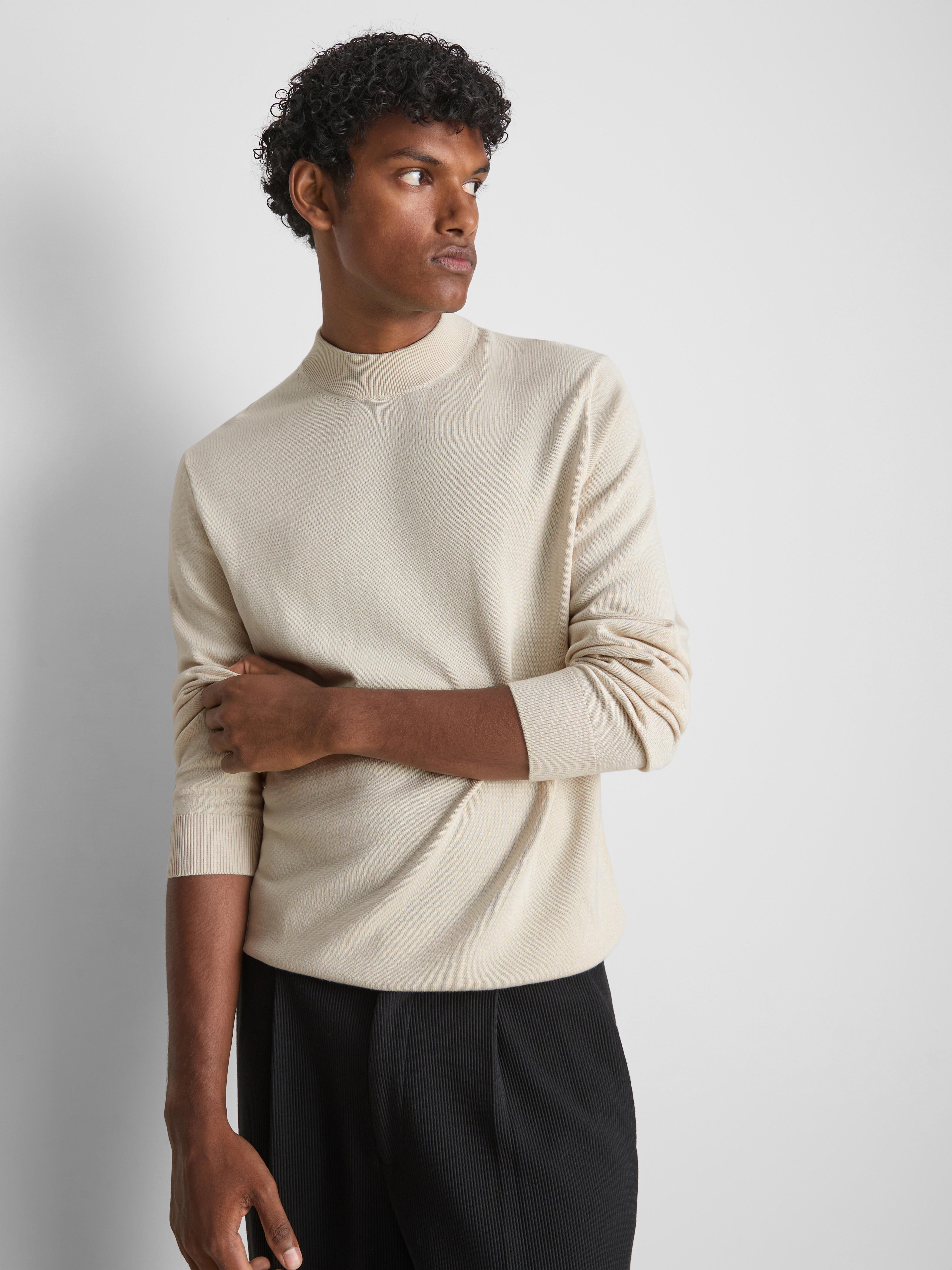 Pull en maille à col ras-du-cou