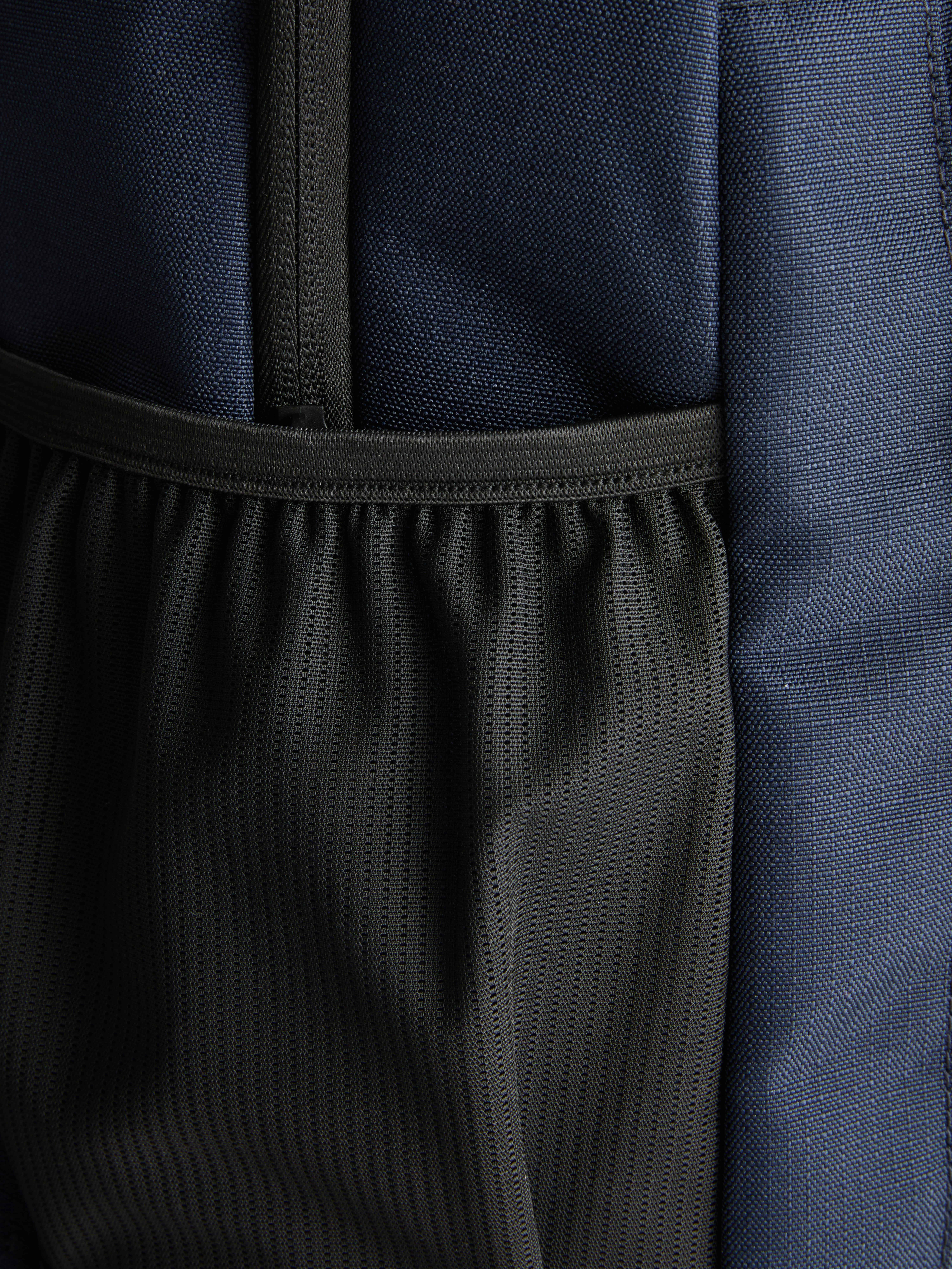 Sac à dos à poche zippée