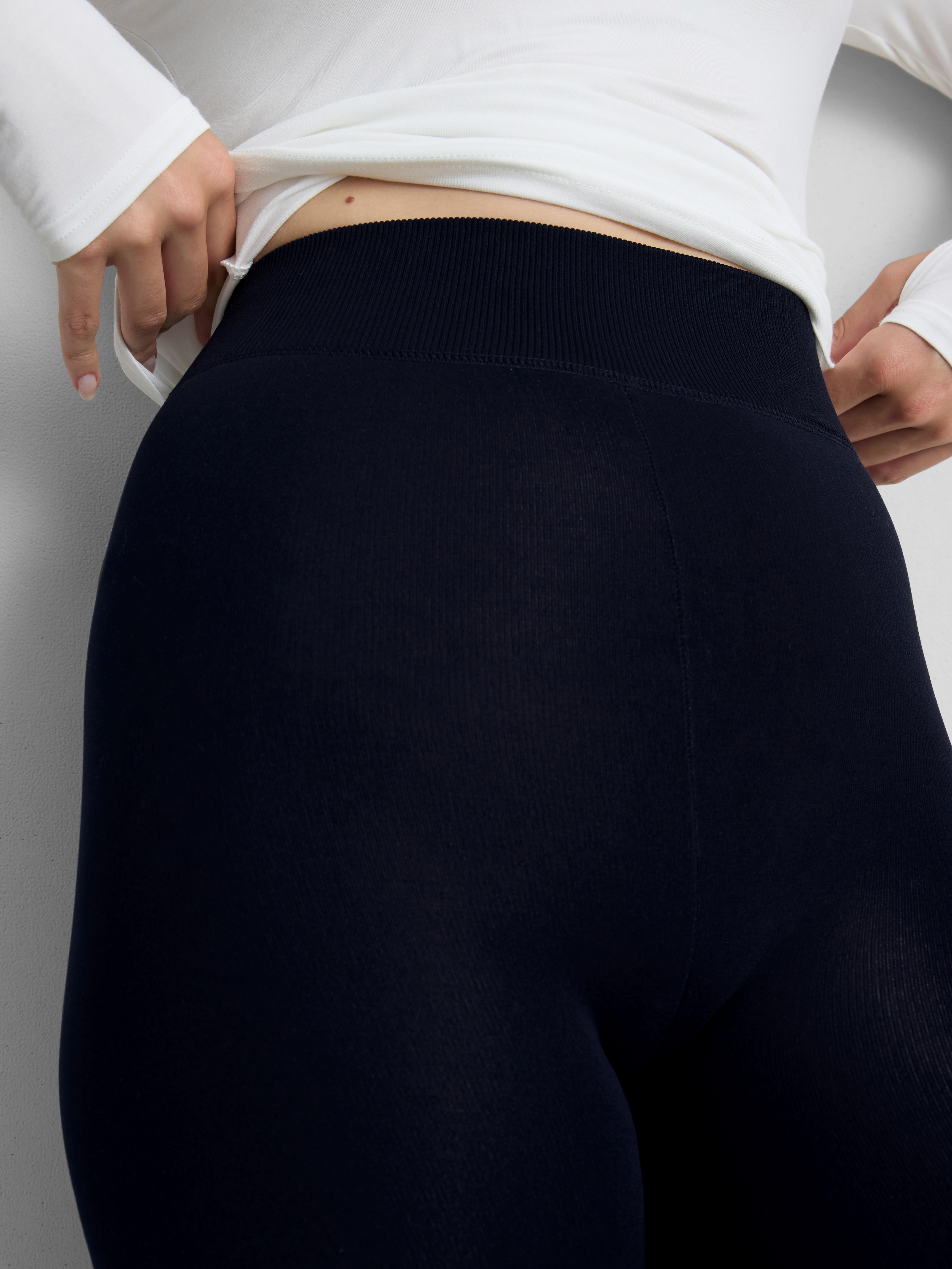 1pk Heat IQ Navy Velvet Plush Leggings