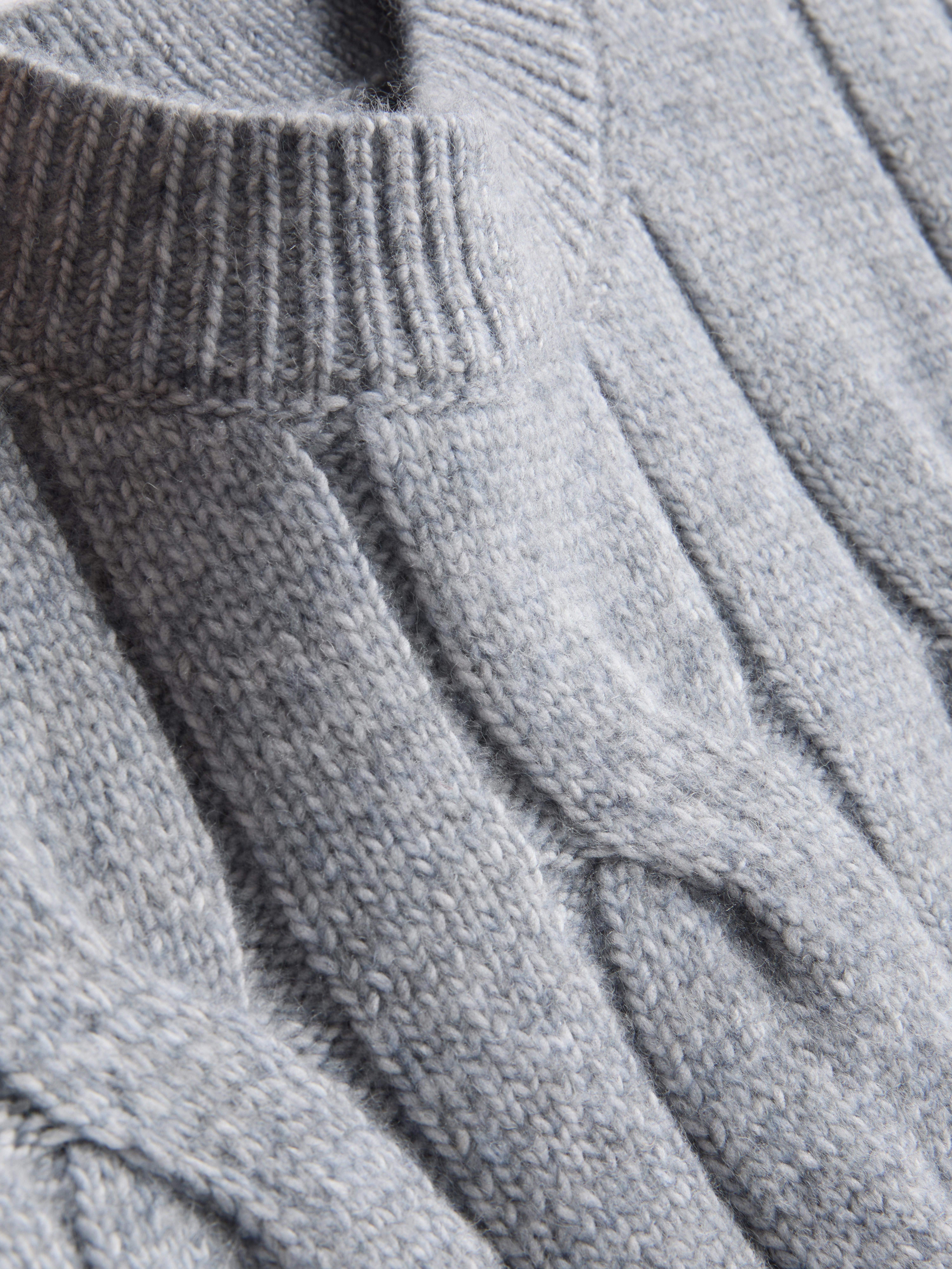 Cable Knit Crew Neck Sweater