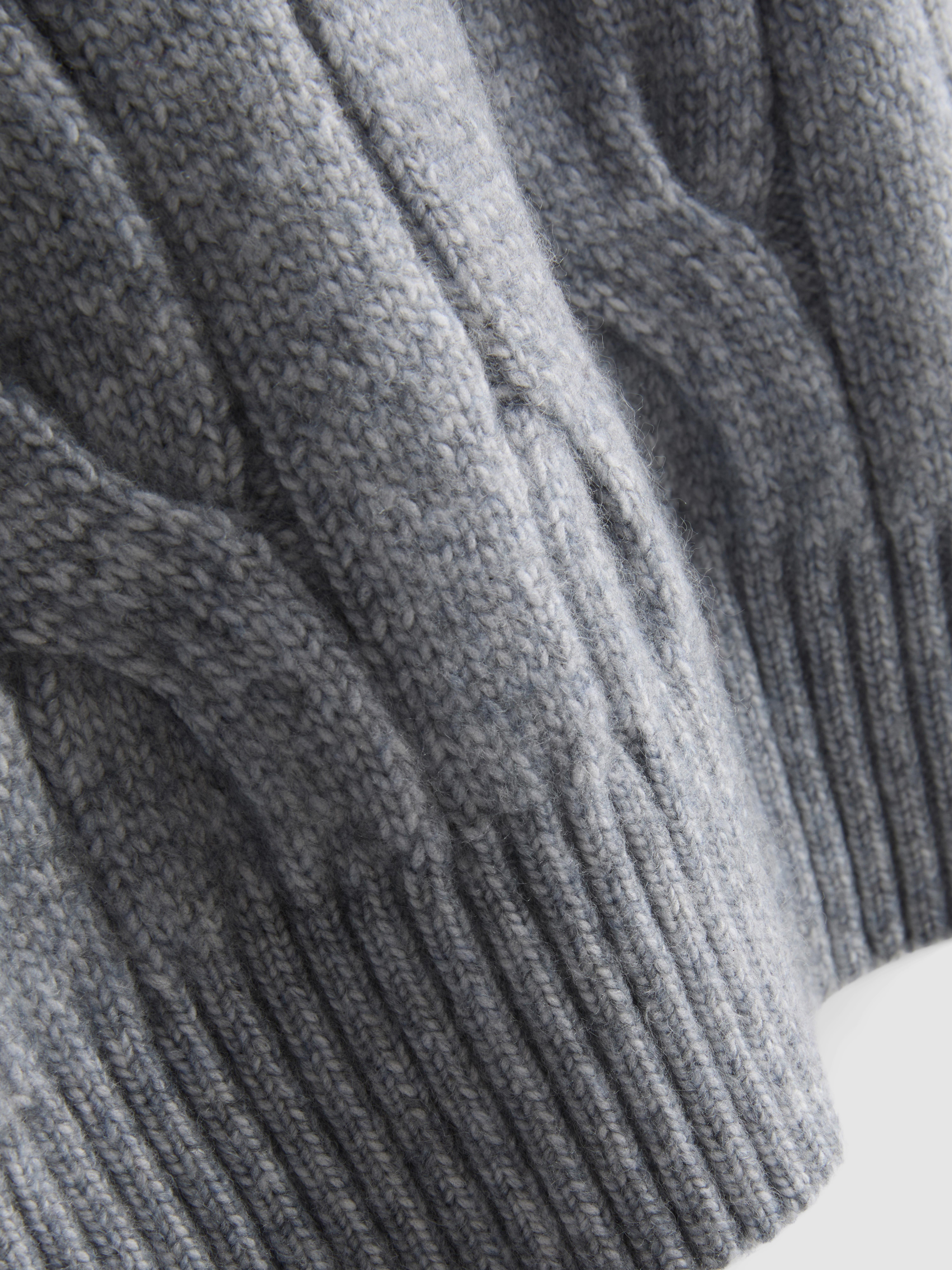 Cable Knit Crew Neck Sweater