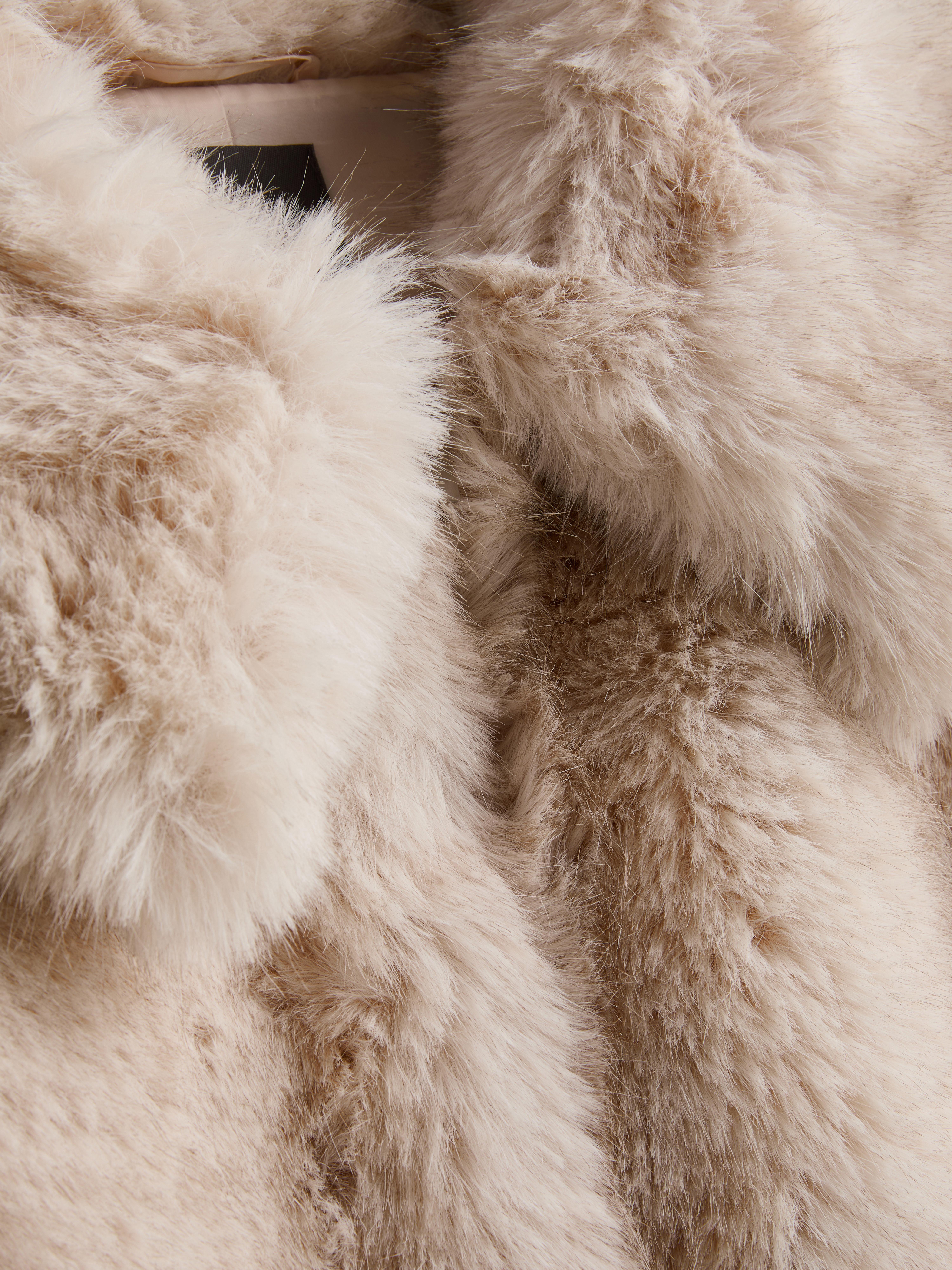 Faux Fur Short Pointed Collar Jacket
