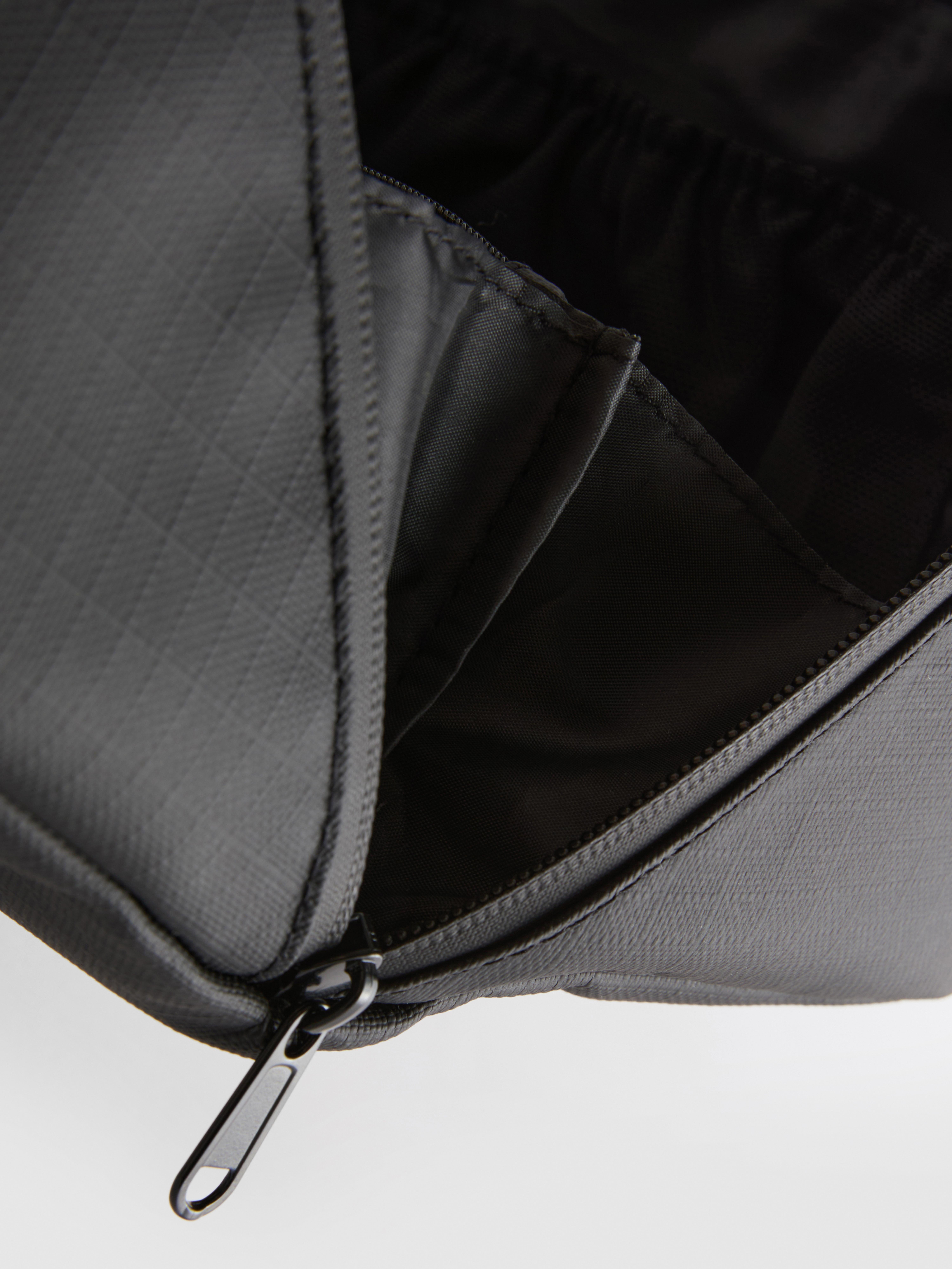 Gym Washbag