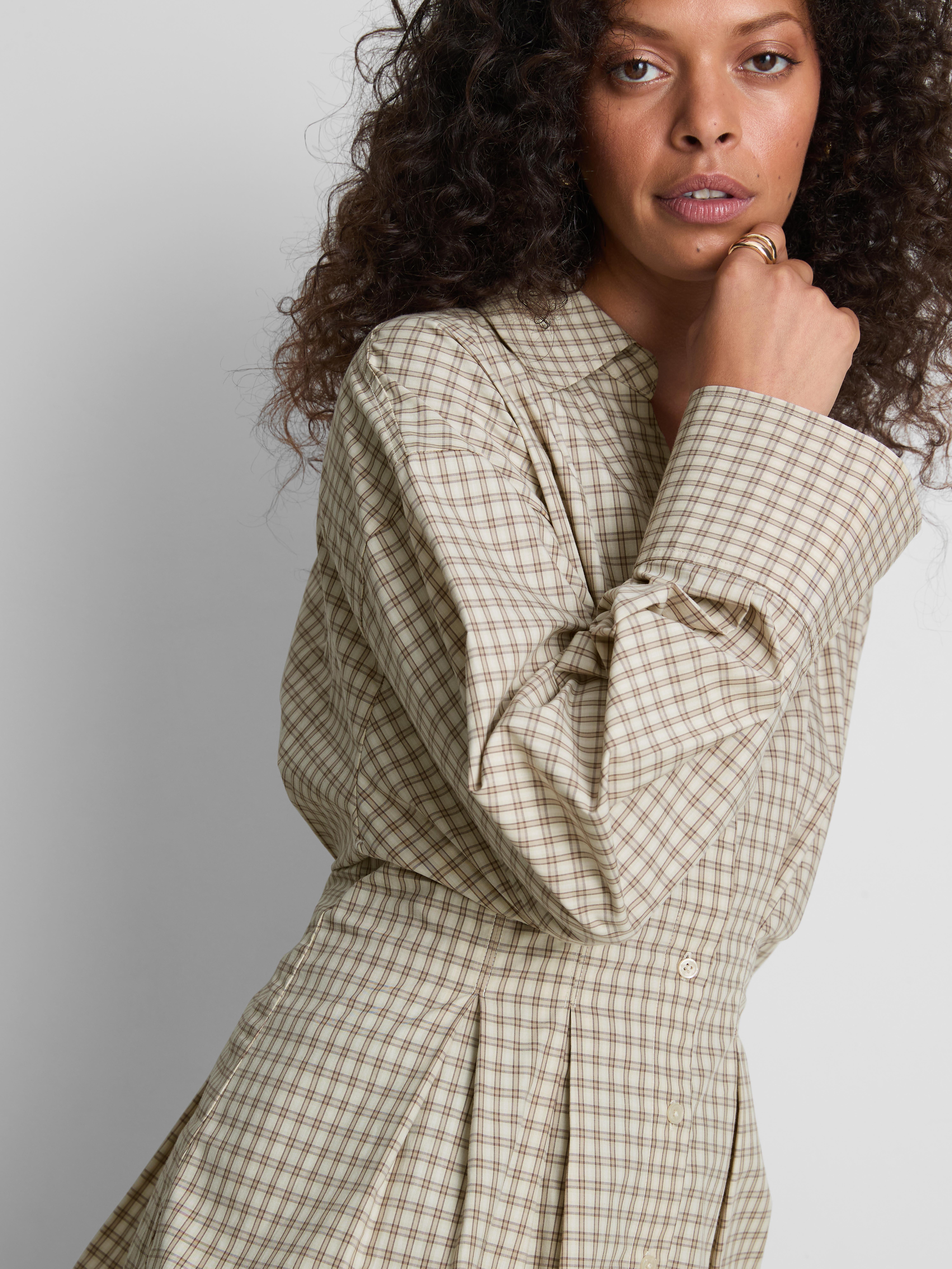 Paula Echevarría Cinched Plaid Shirt