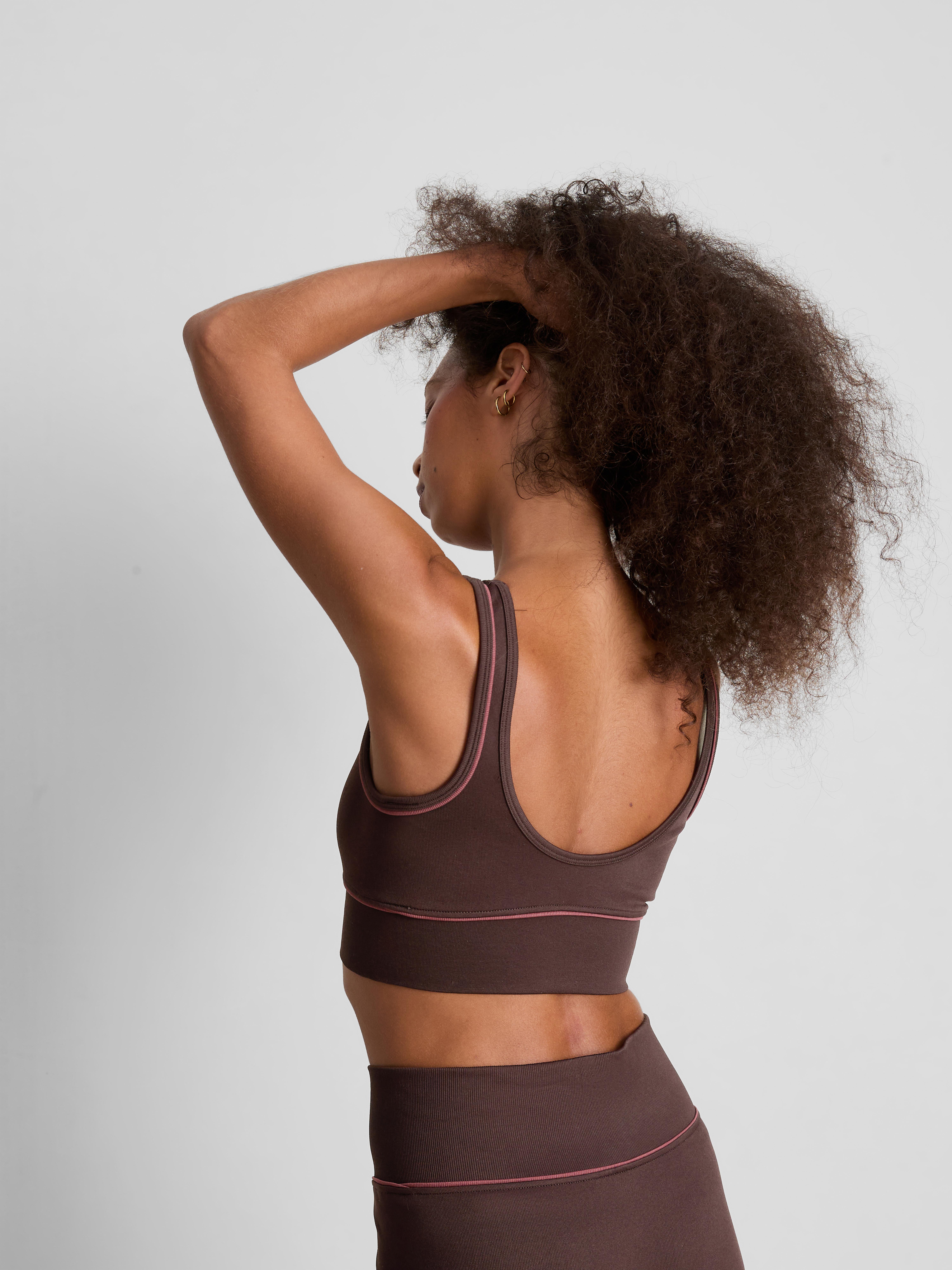 Seamless Pipe-Detail Active Crop Top
