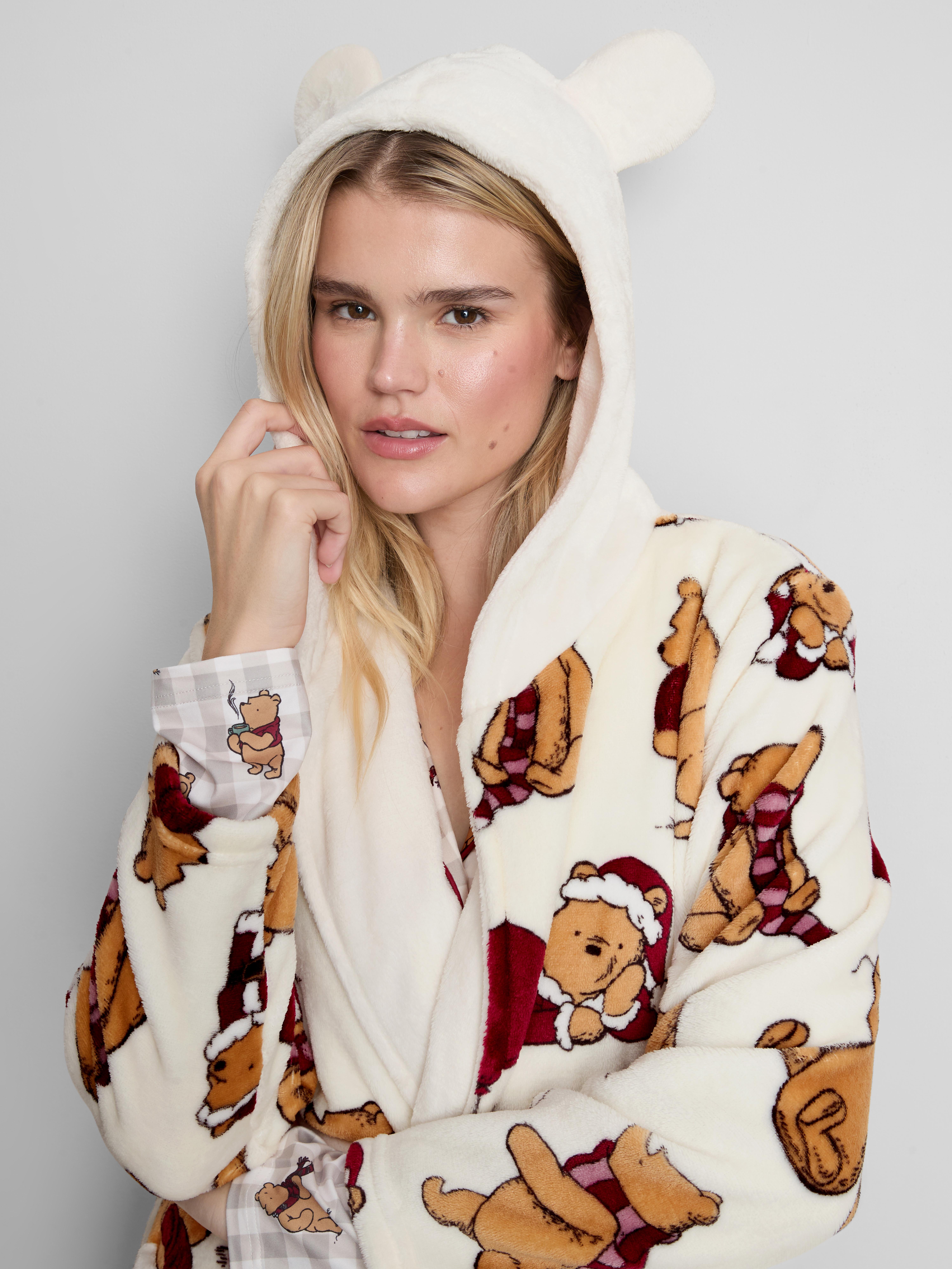 Disney’s Winnie the Pooh Bathrobe