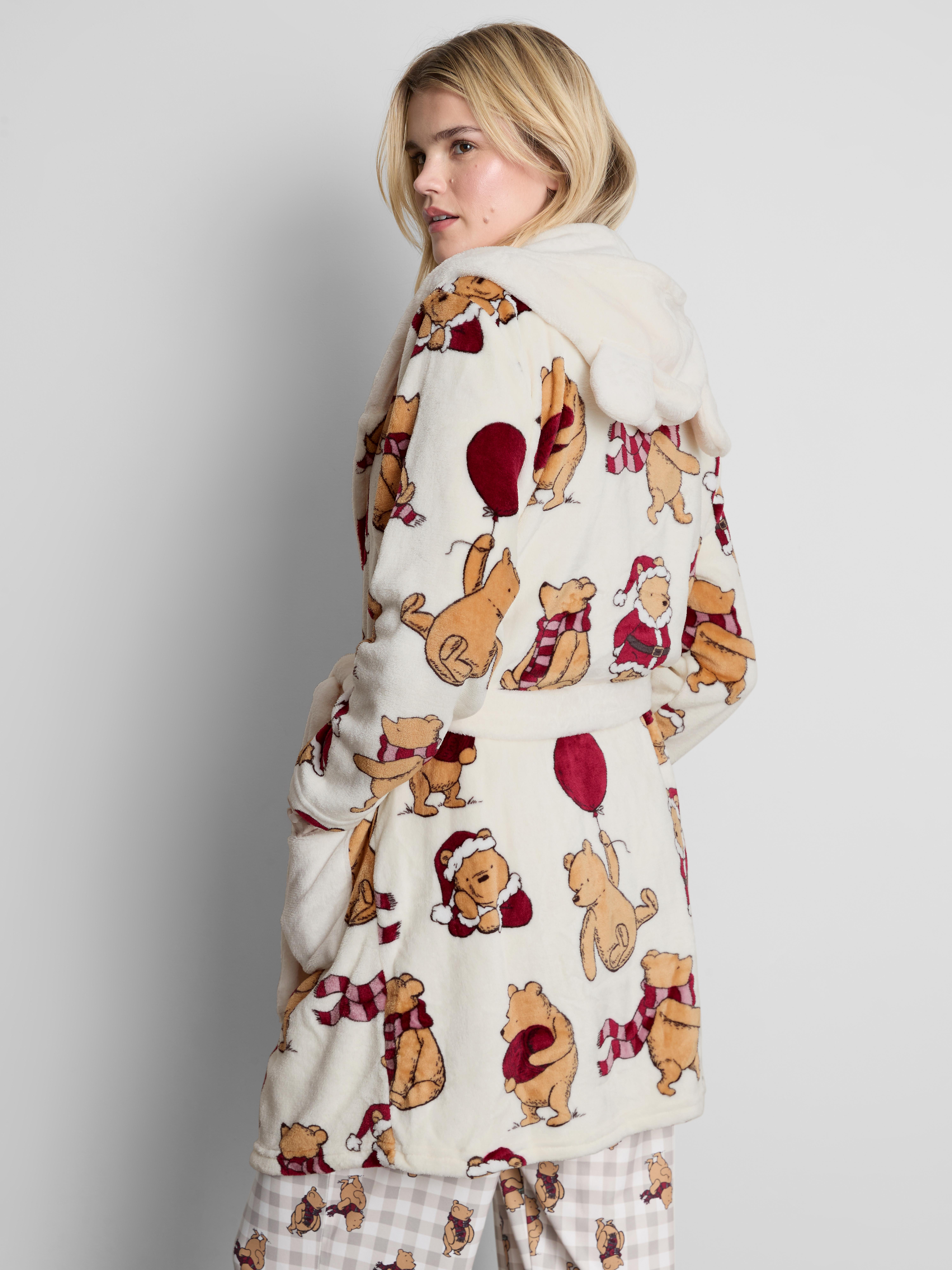 Disney’s Winnie the Pooh Bathrobe