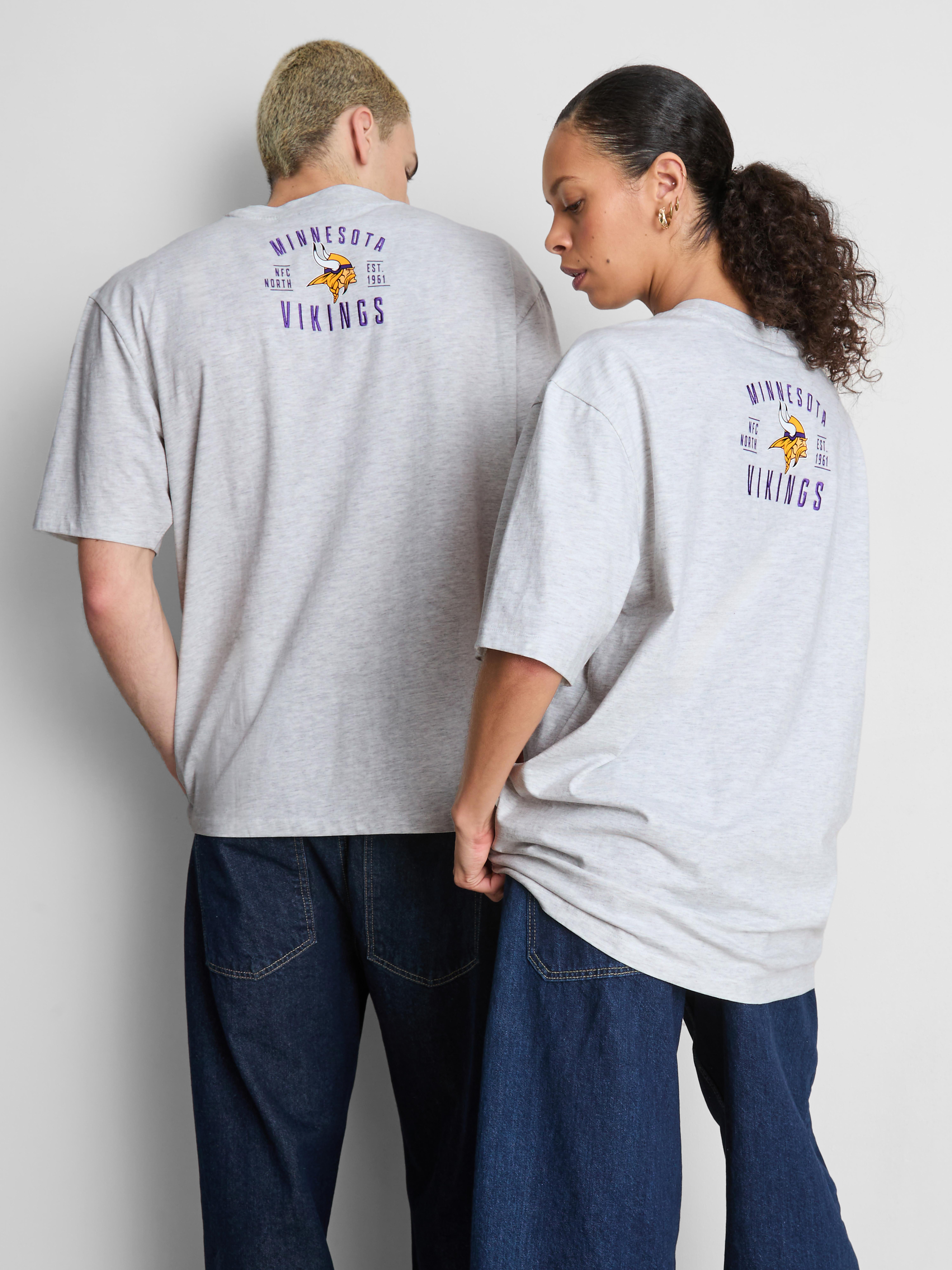 Minnesota Vikings Graphic T-Shirt