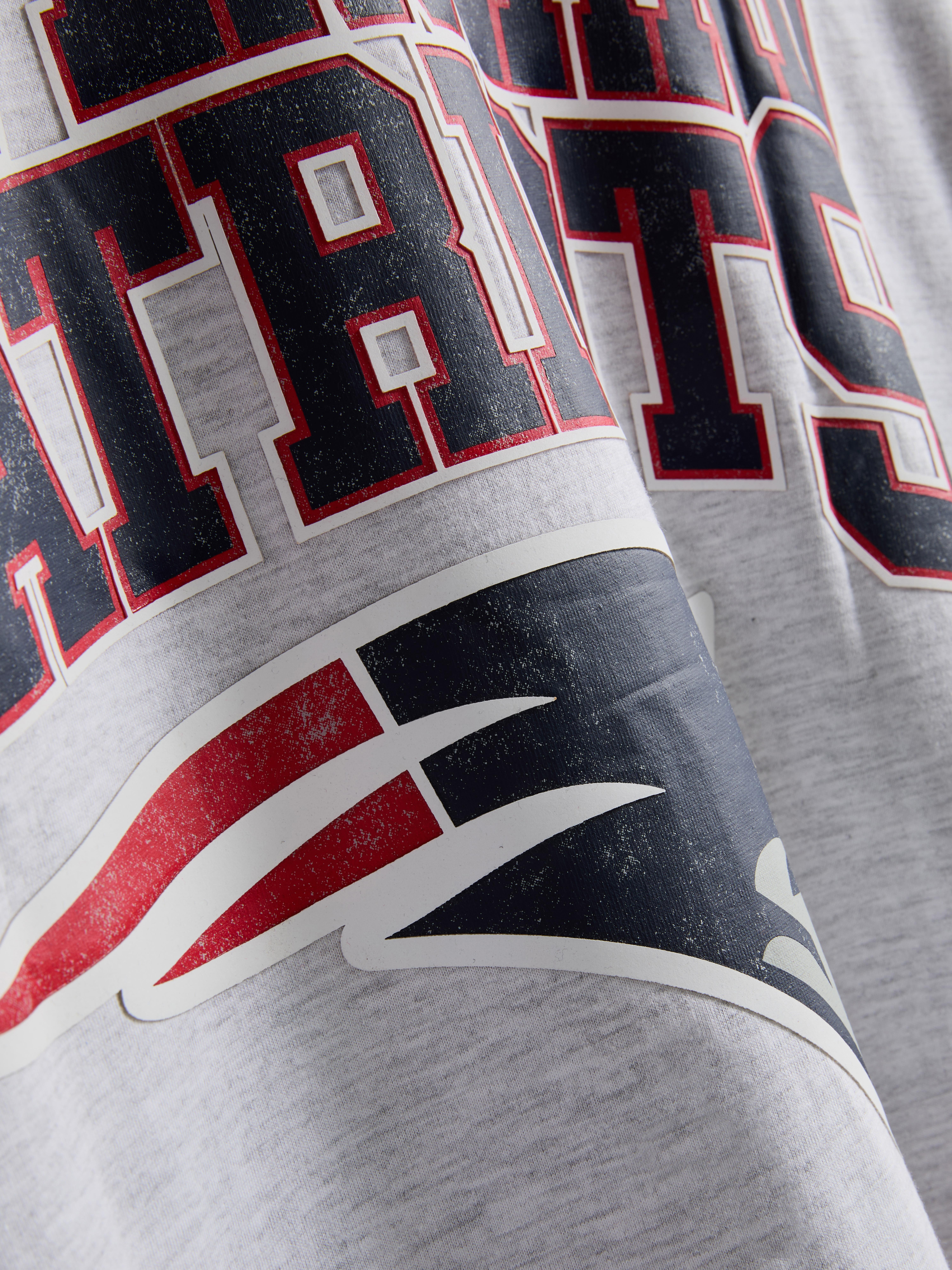 NFL New England Patriots Graphic T-Shirt