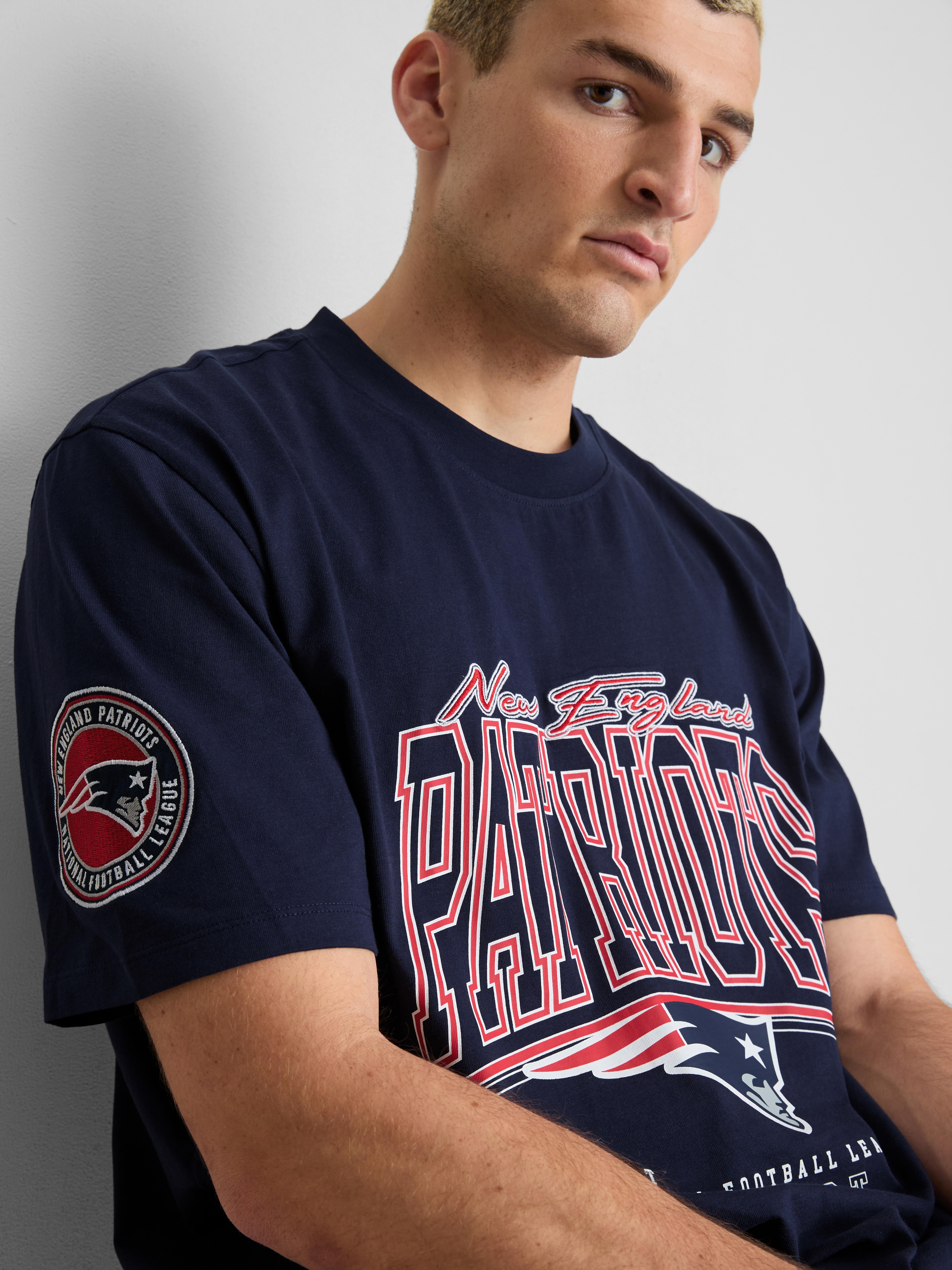 NFL New England Patriots Graphic T-Shirt