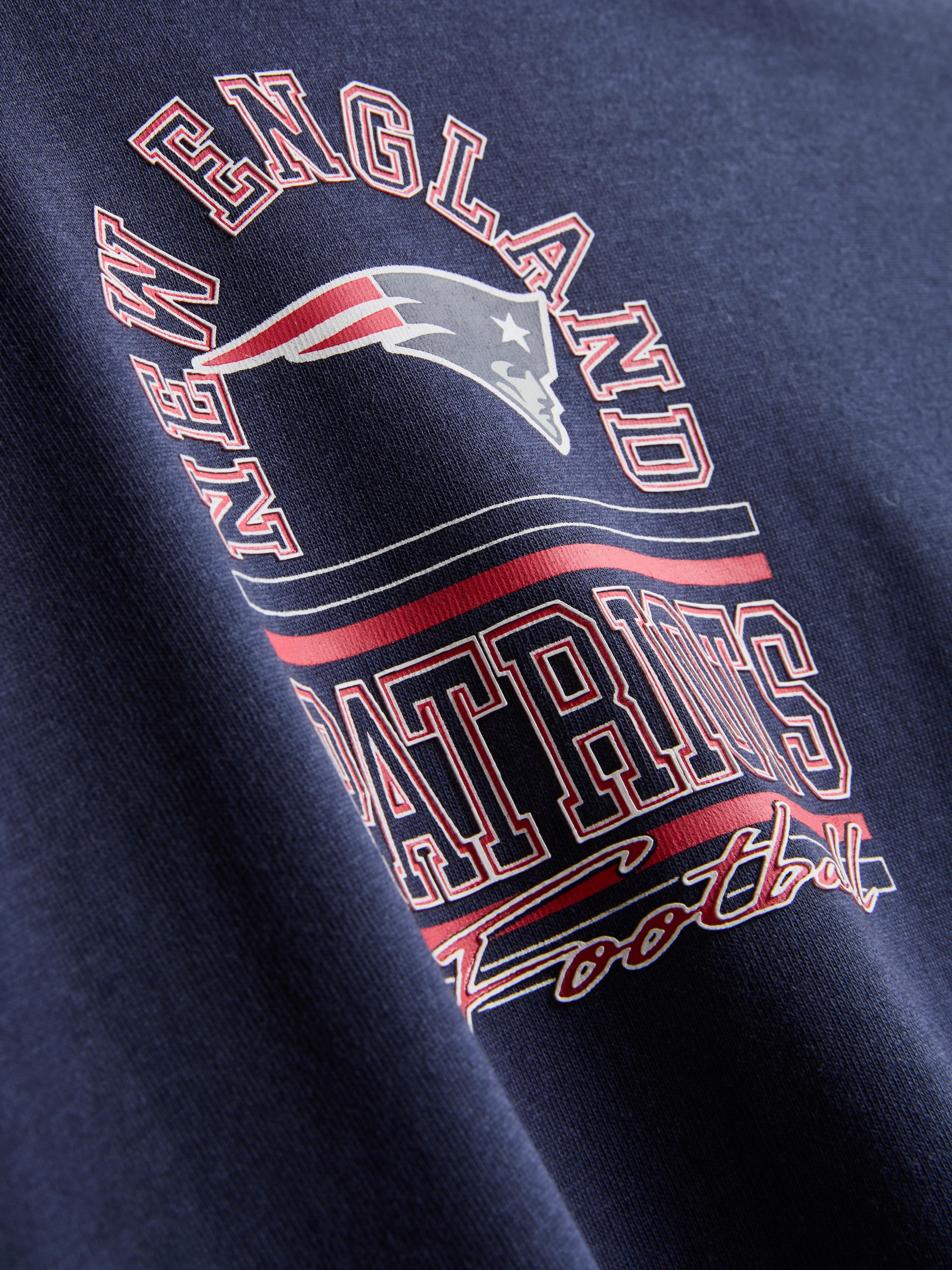 NFL New England Patriots Graphic T-Shirt