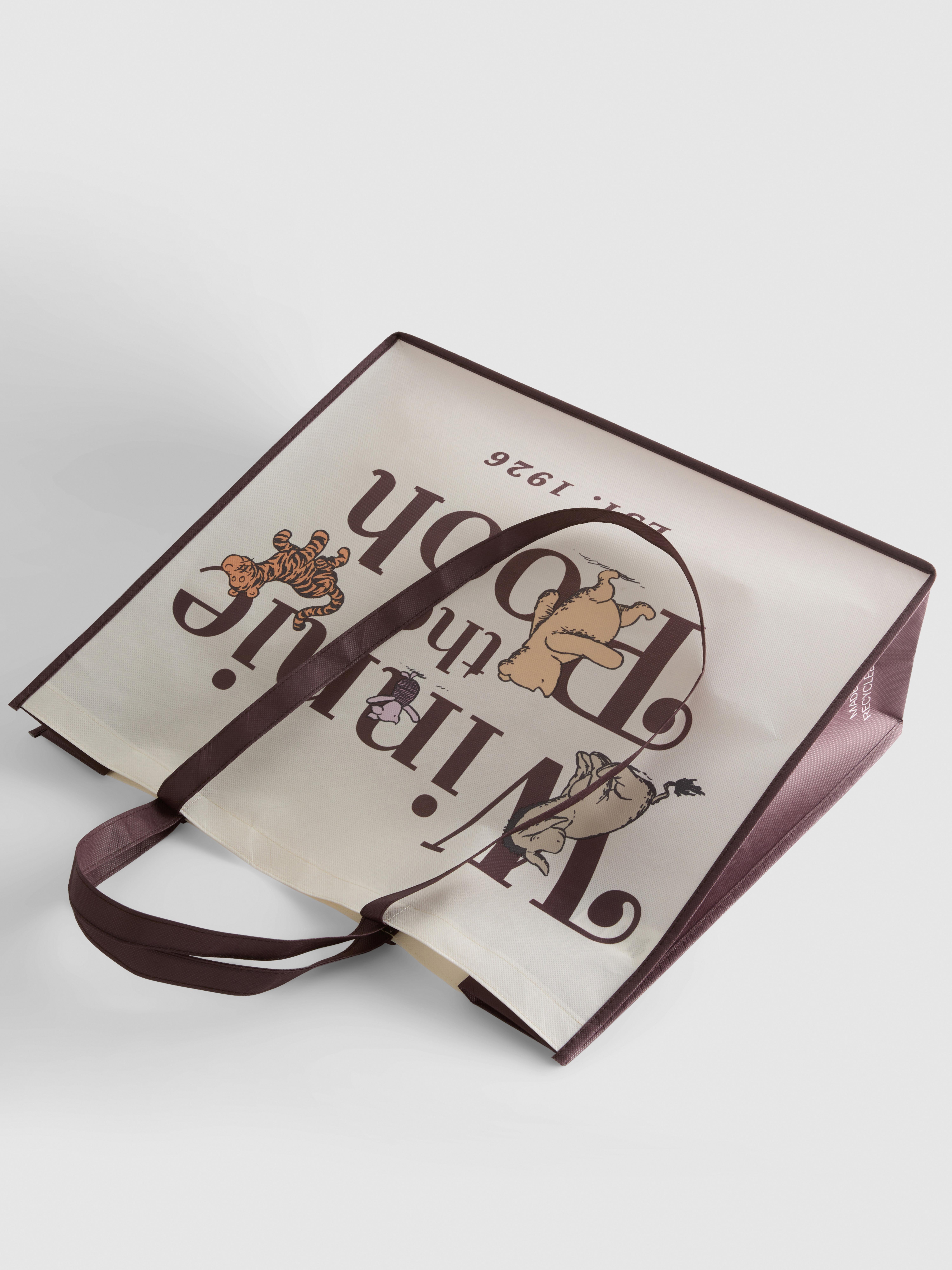 Disney's Winnie the Pooh Character Print Shopper