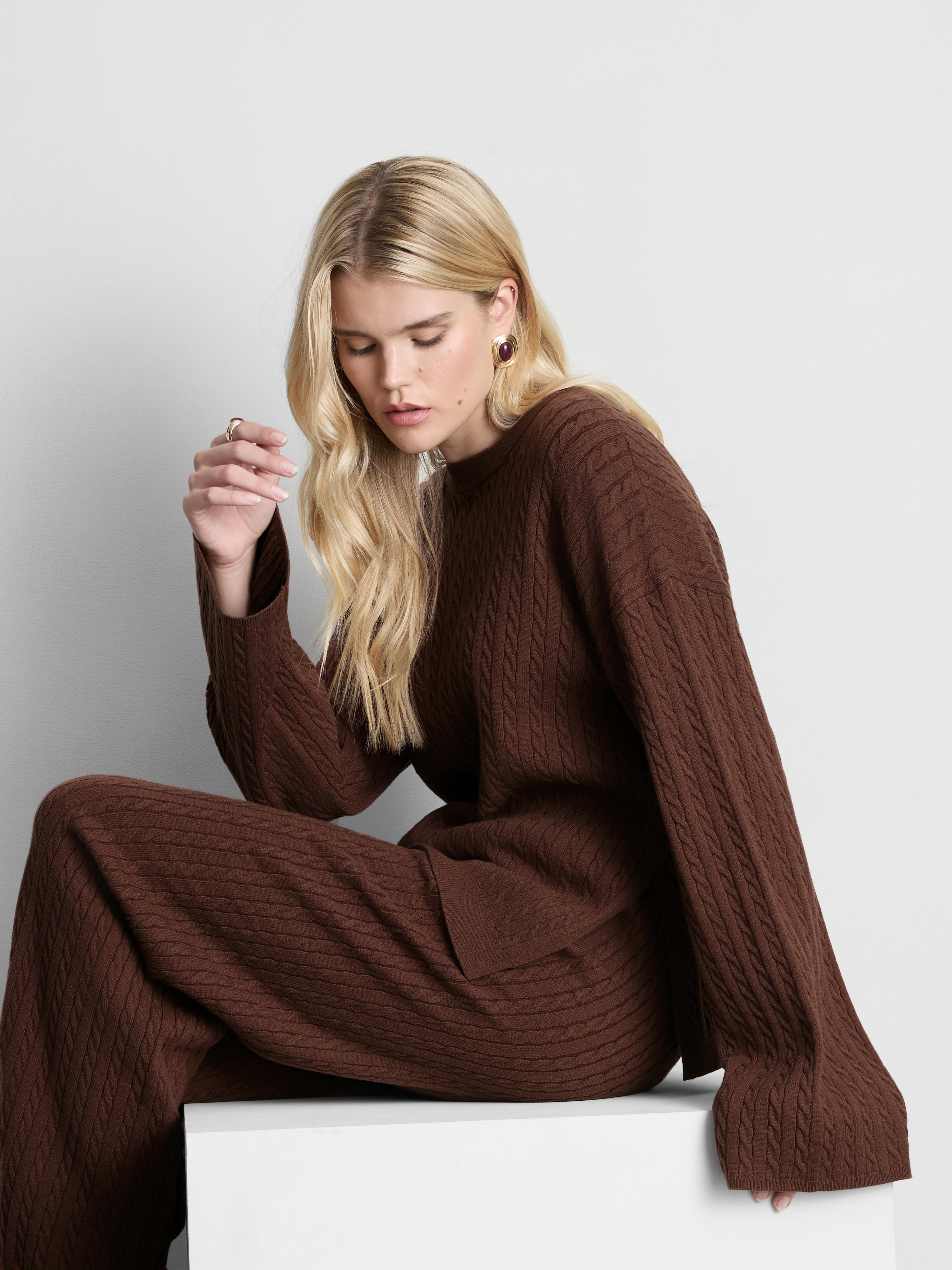 MAJOR FIND | Bell Sleeve Cable Knit Sweater