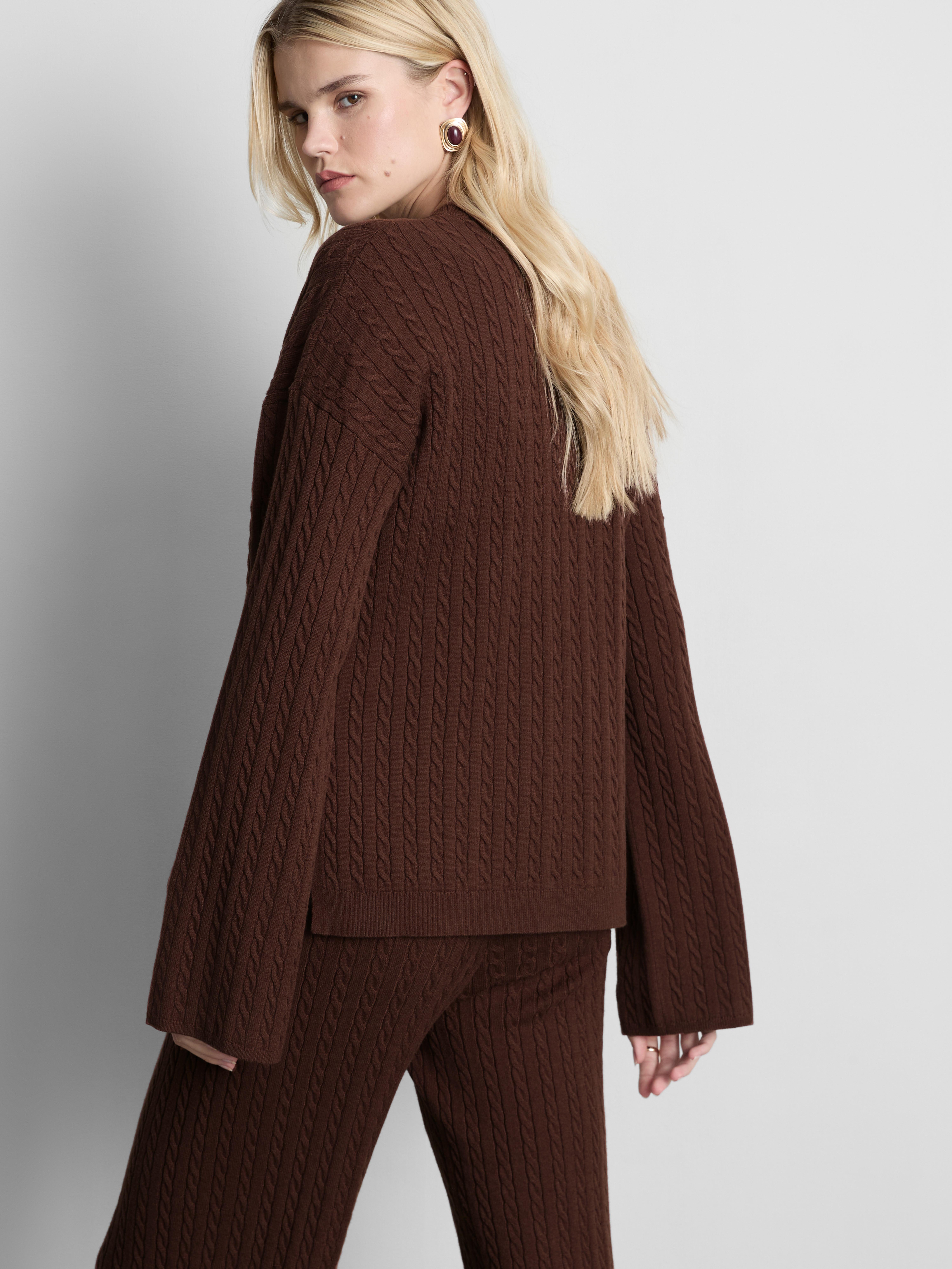 MAJOR FIND | Bell Sleeve Cable Knit Sweater