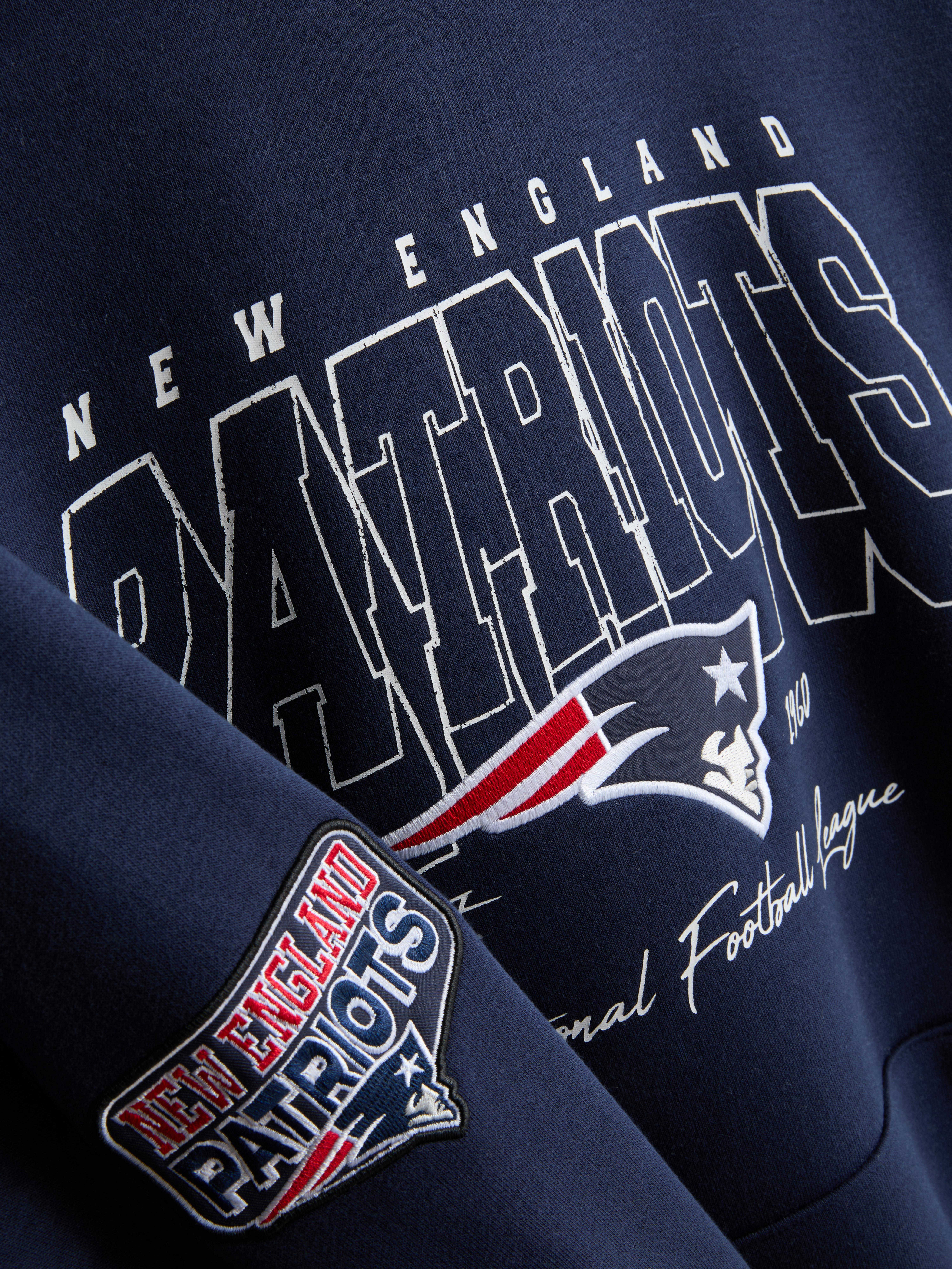 NFL New England Patriots Graphic Hoodie