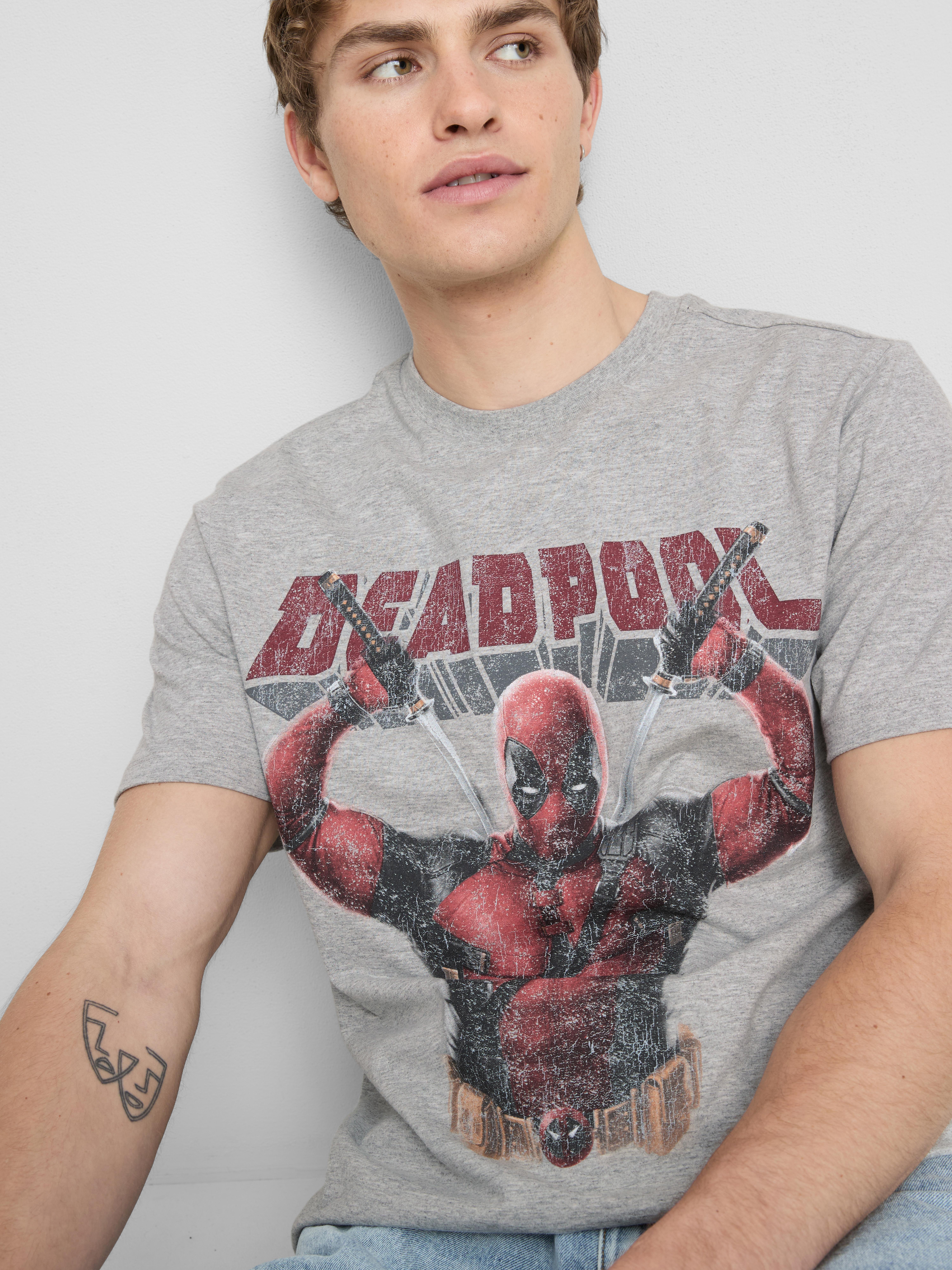 MARVEL Deadpool Graphic T-Shirt