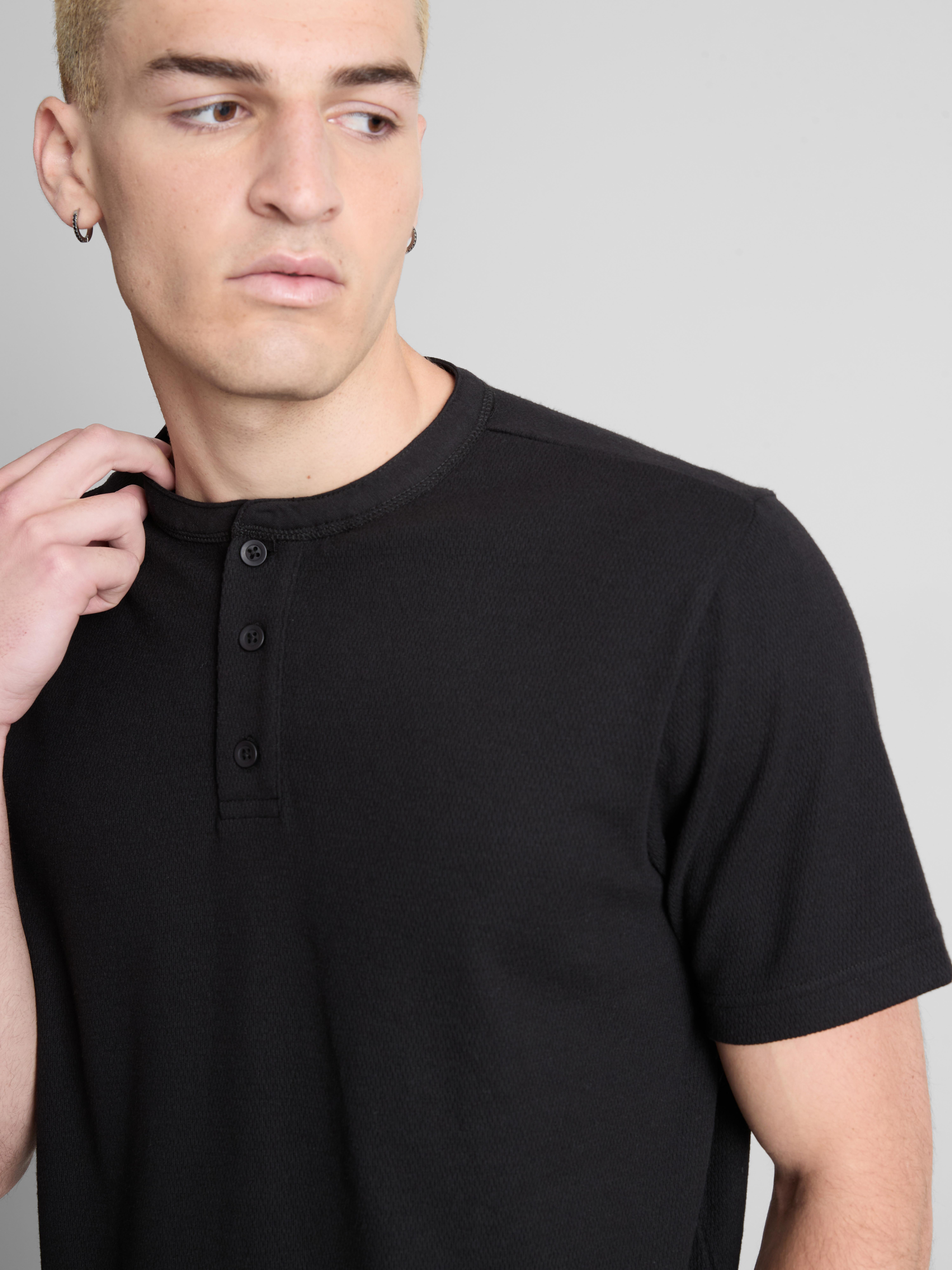 Henley-shirt met textuur