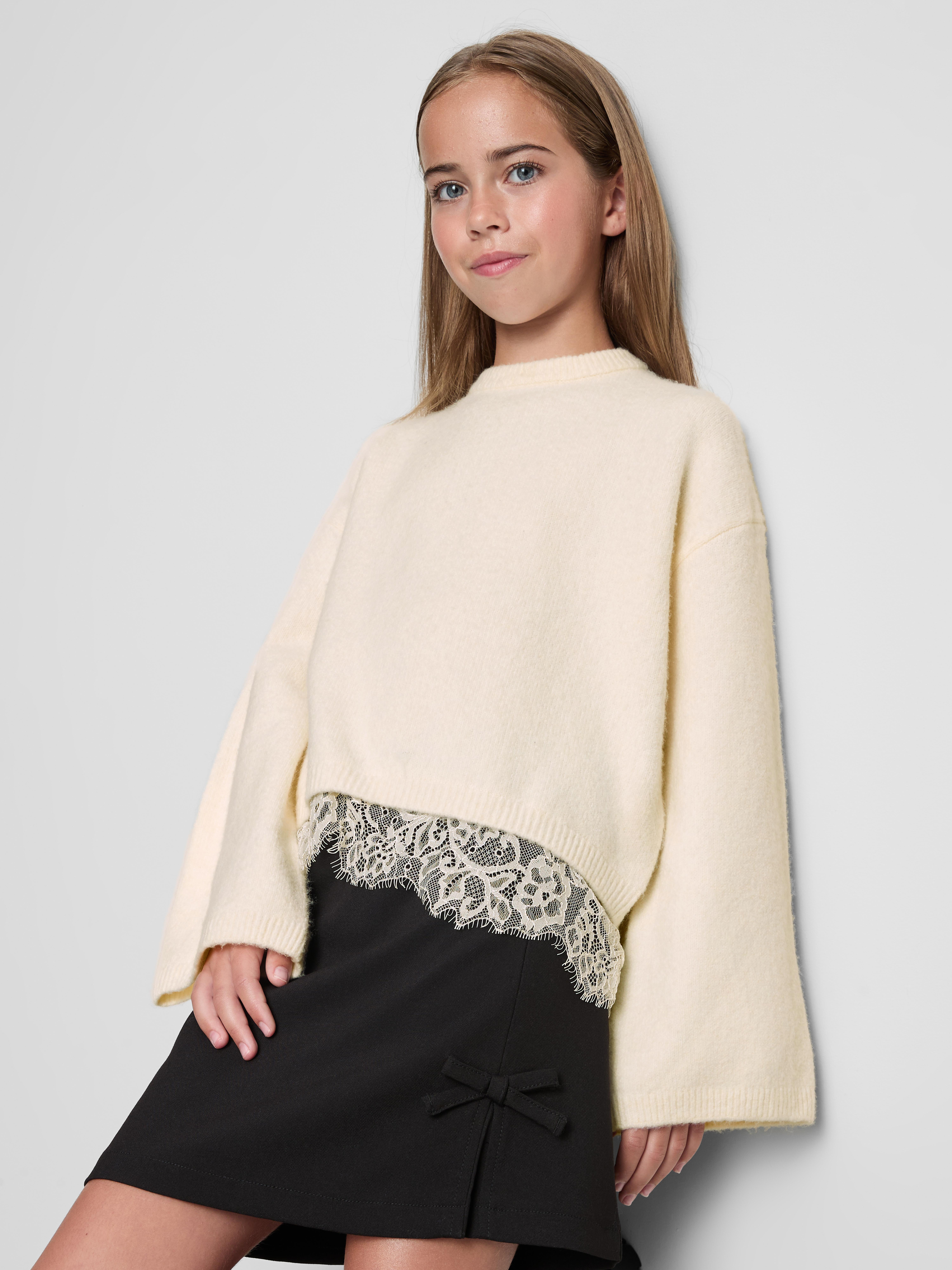 7-15 anos | Camisola com rebordo em renda