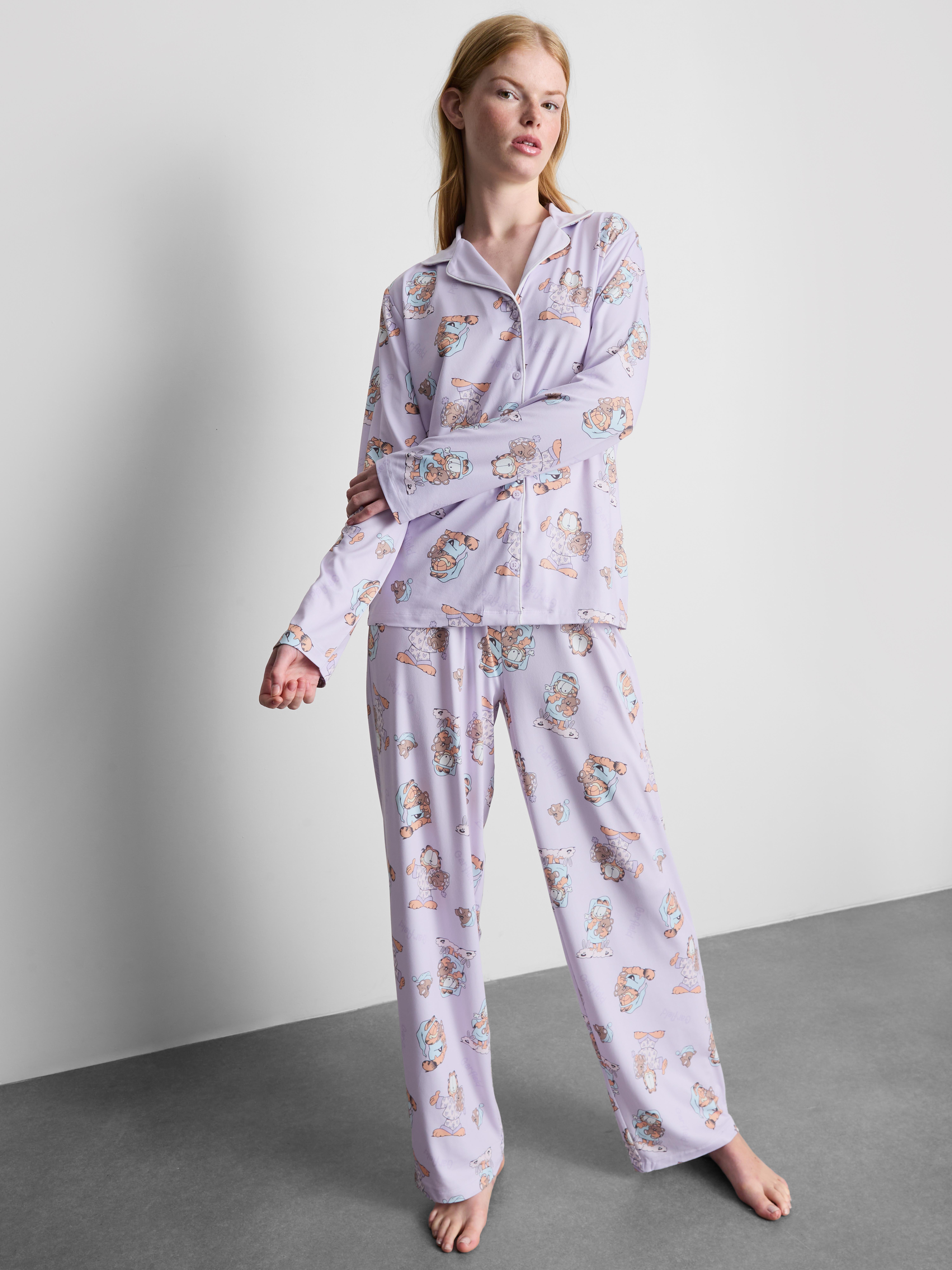 Nickelodeon Garfield Graphic Boyfriend Pajamas