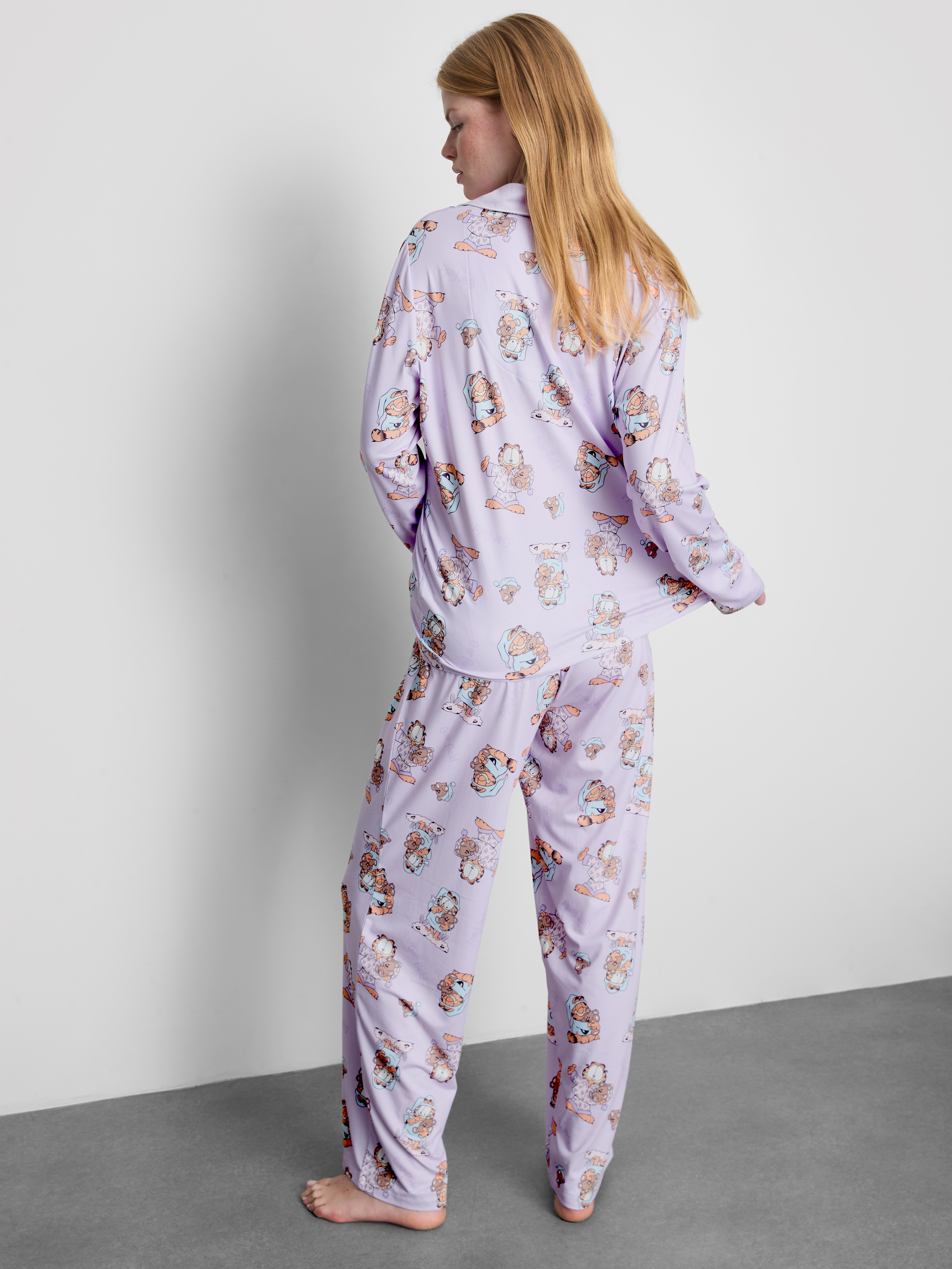 Nickelodeon Garfield Graphic Boyfriend Pajamas
