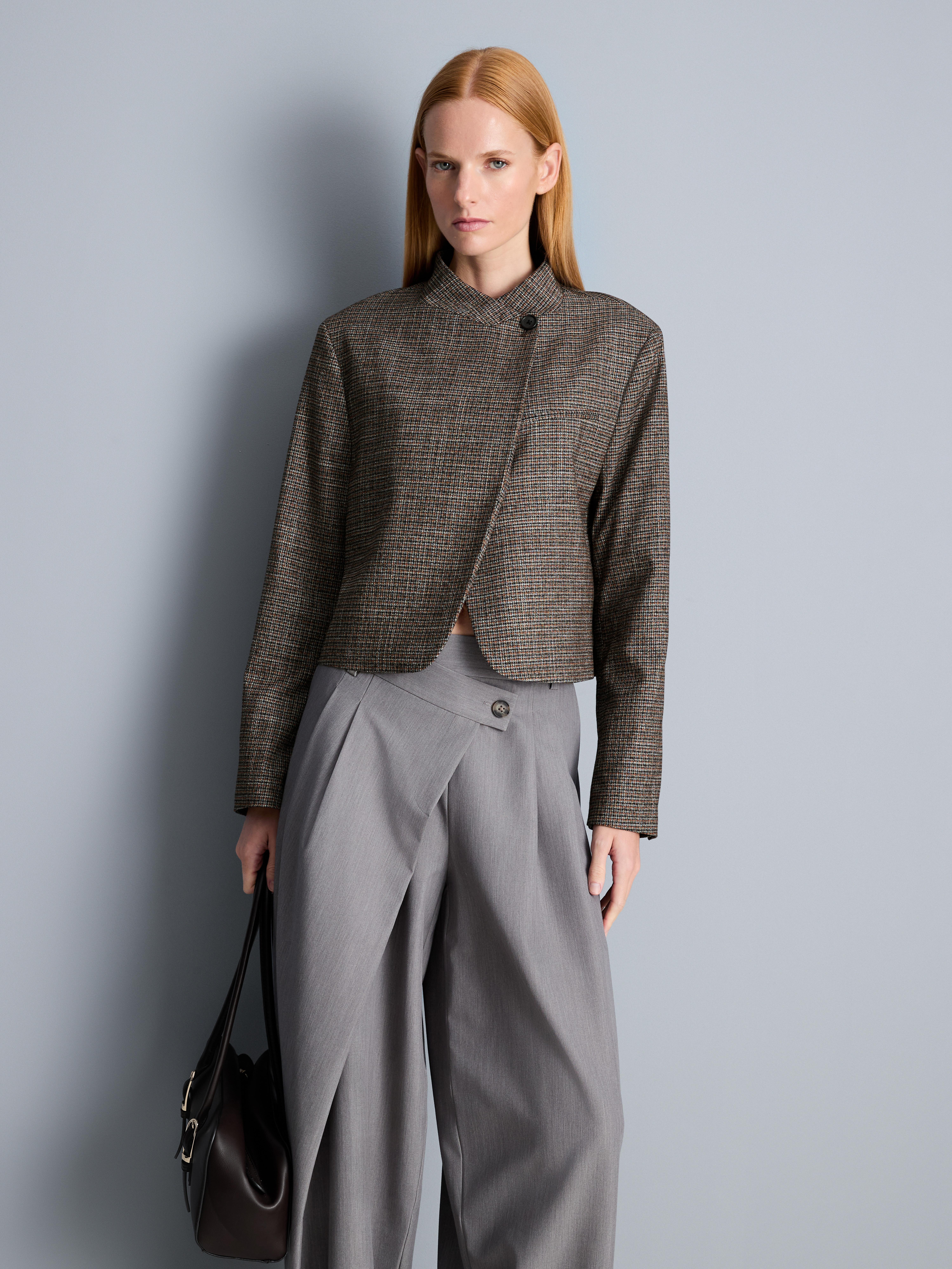 Cropped High-Neck Plaid Blazer
