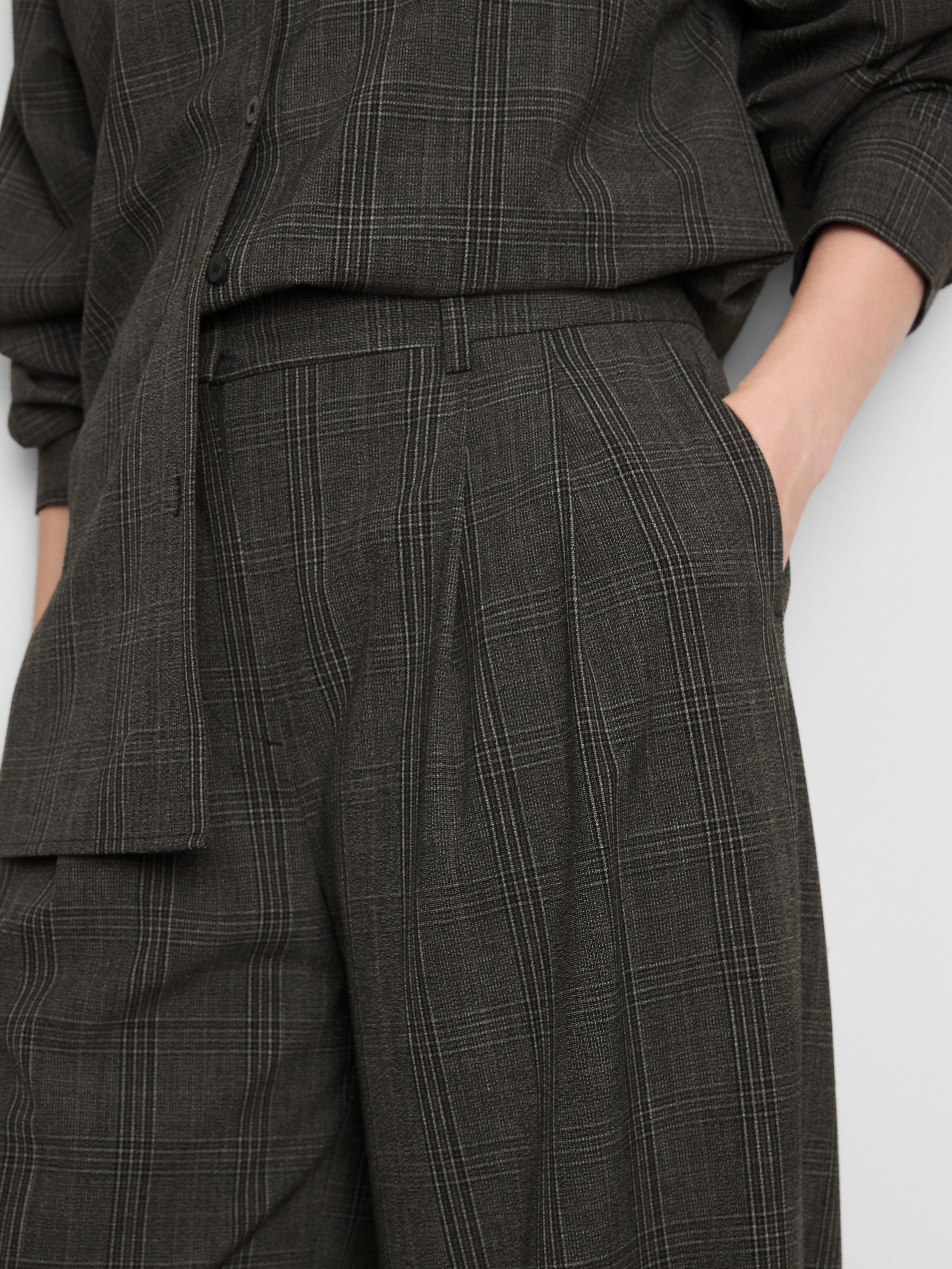 Pleated Check Wide Leg Pants