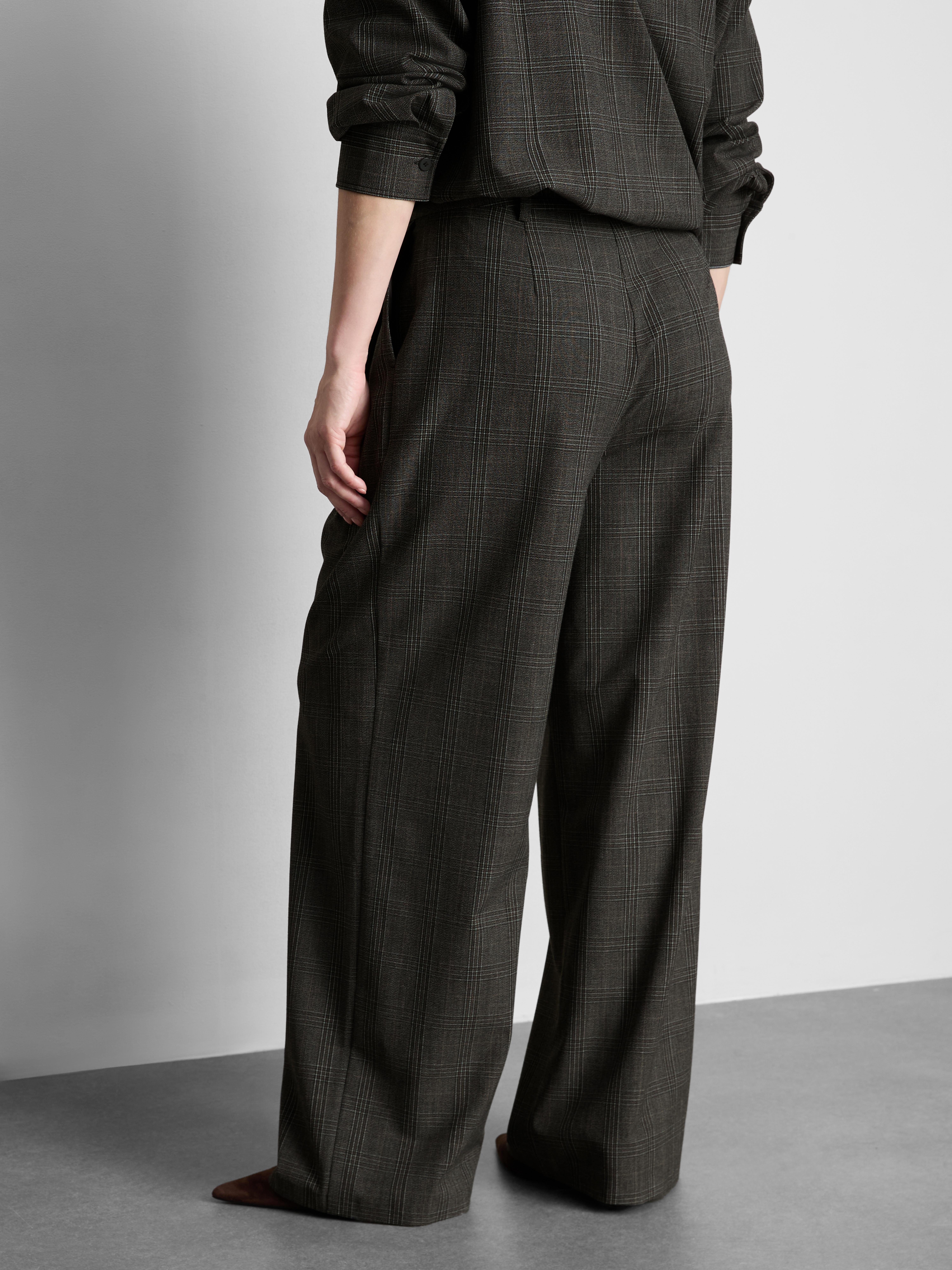 Pleated Check Wide Leg Pants