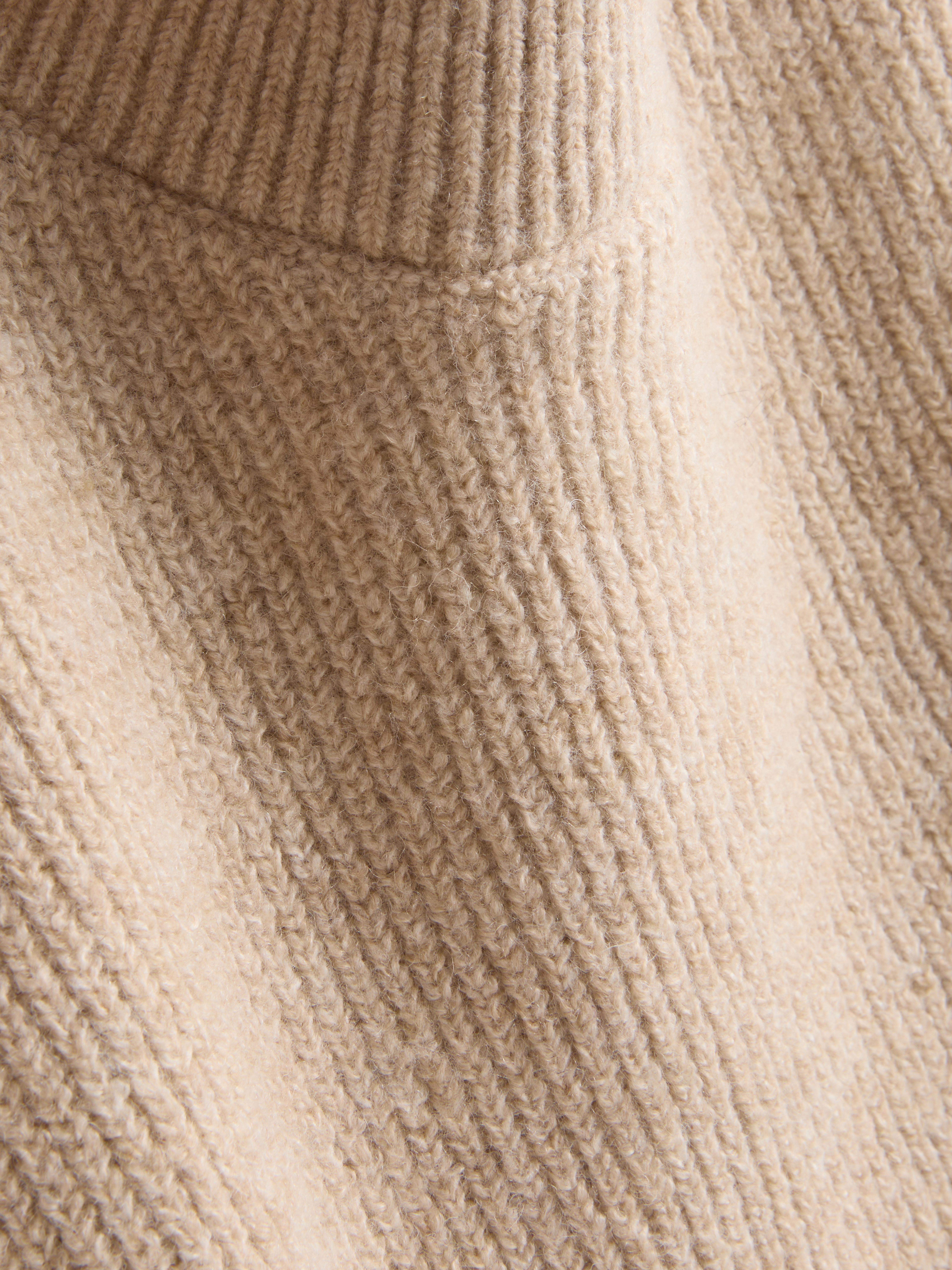 Rib-Knit Bib