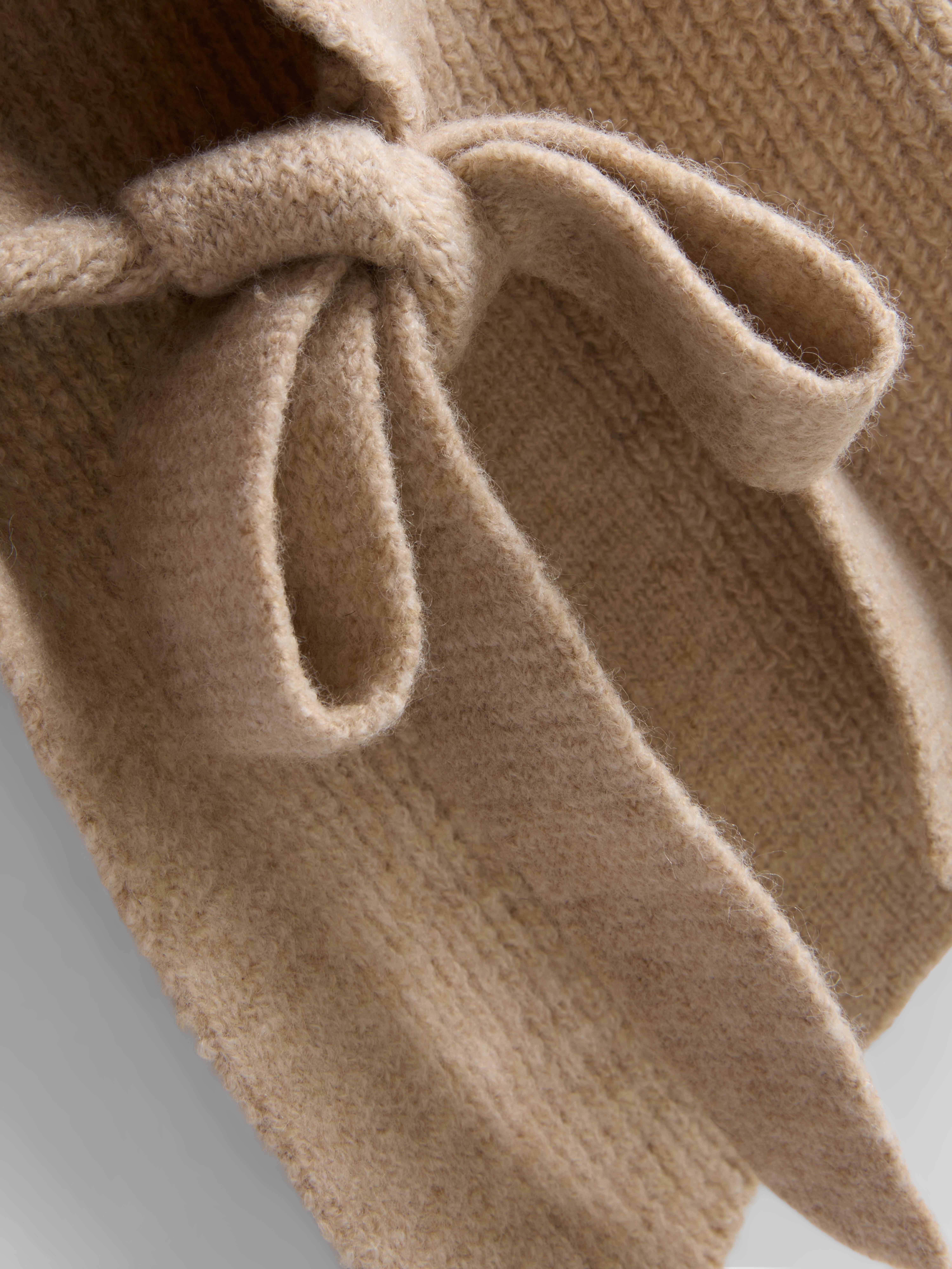 Rib-Knit Bib