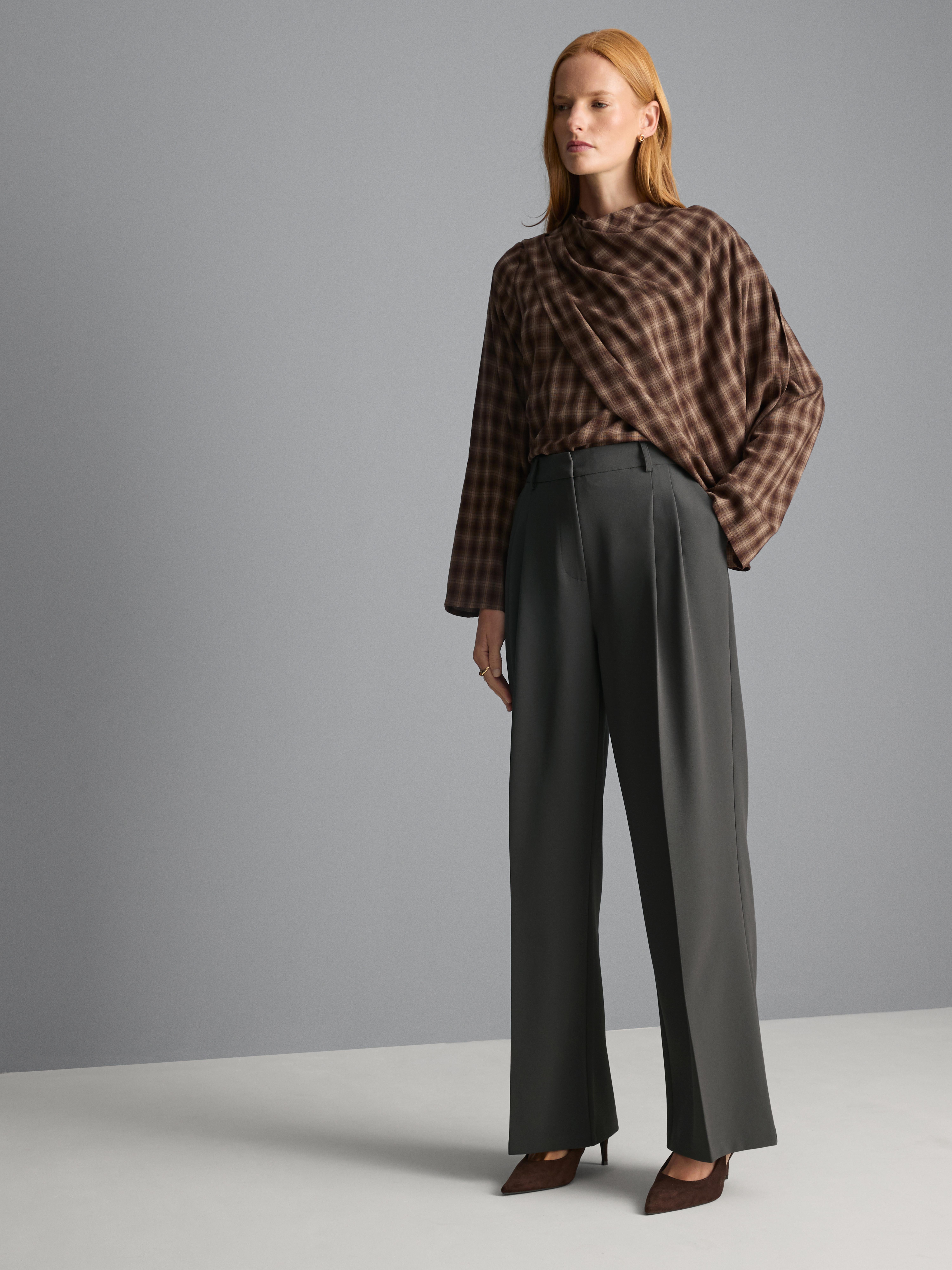 Pleated Wide Leg Pants
