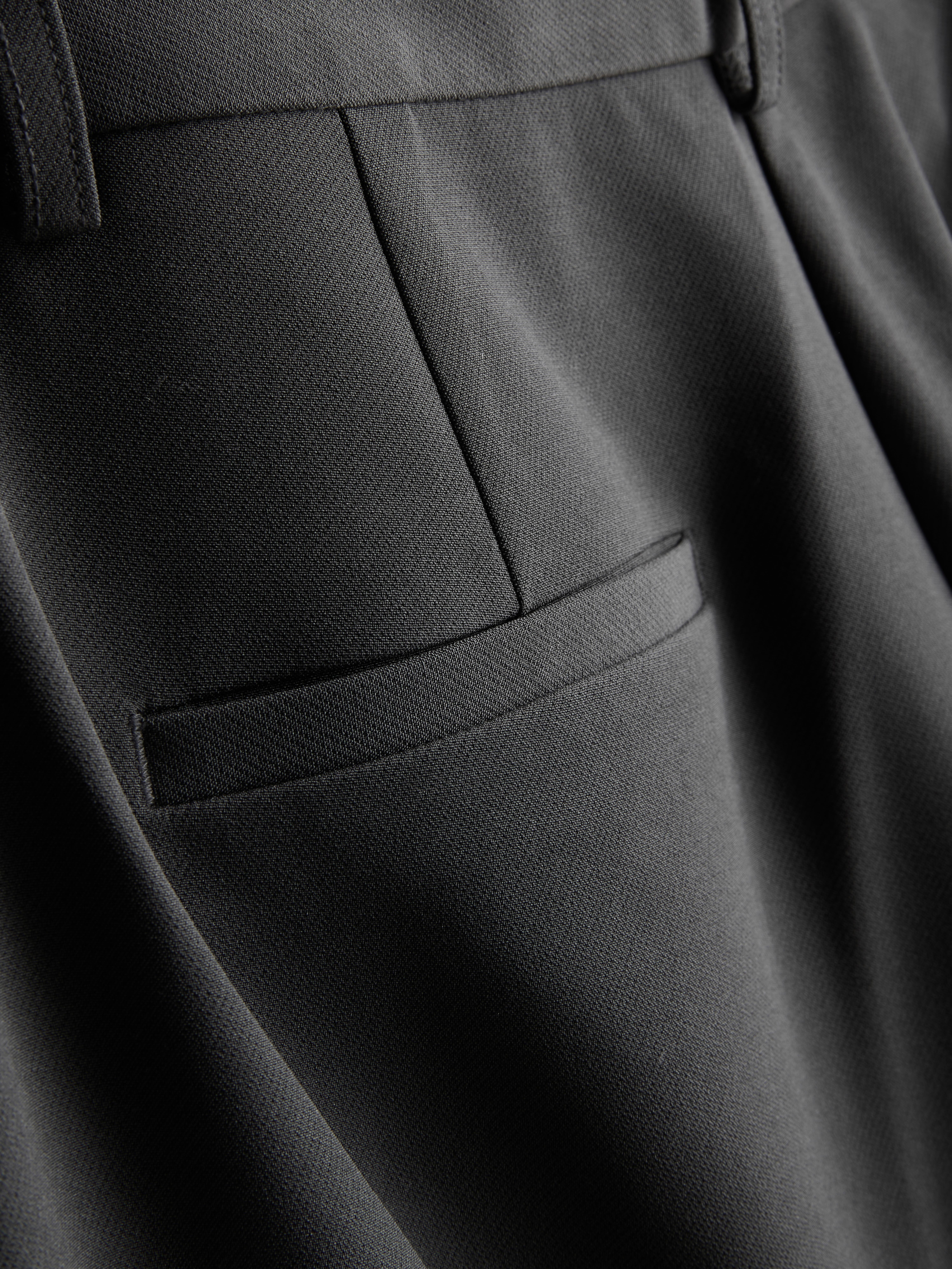 Pleated Wide Leg Pants
