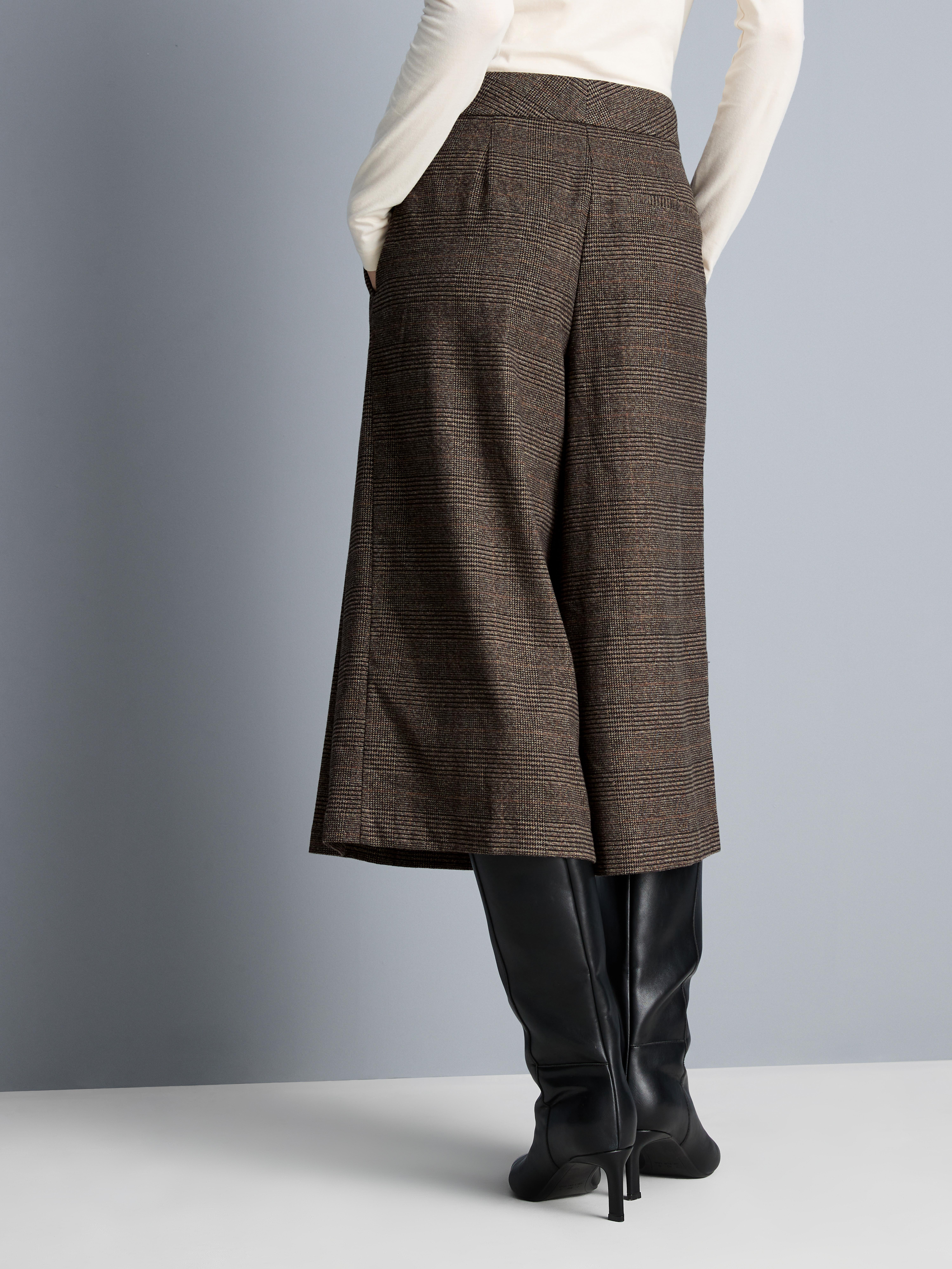 Pleated Plaid Culotte Pants