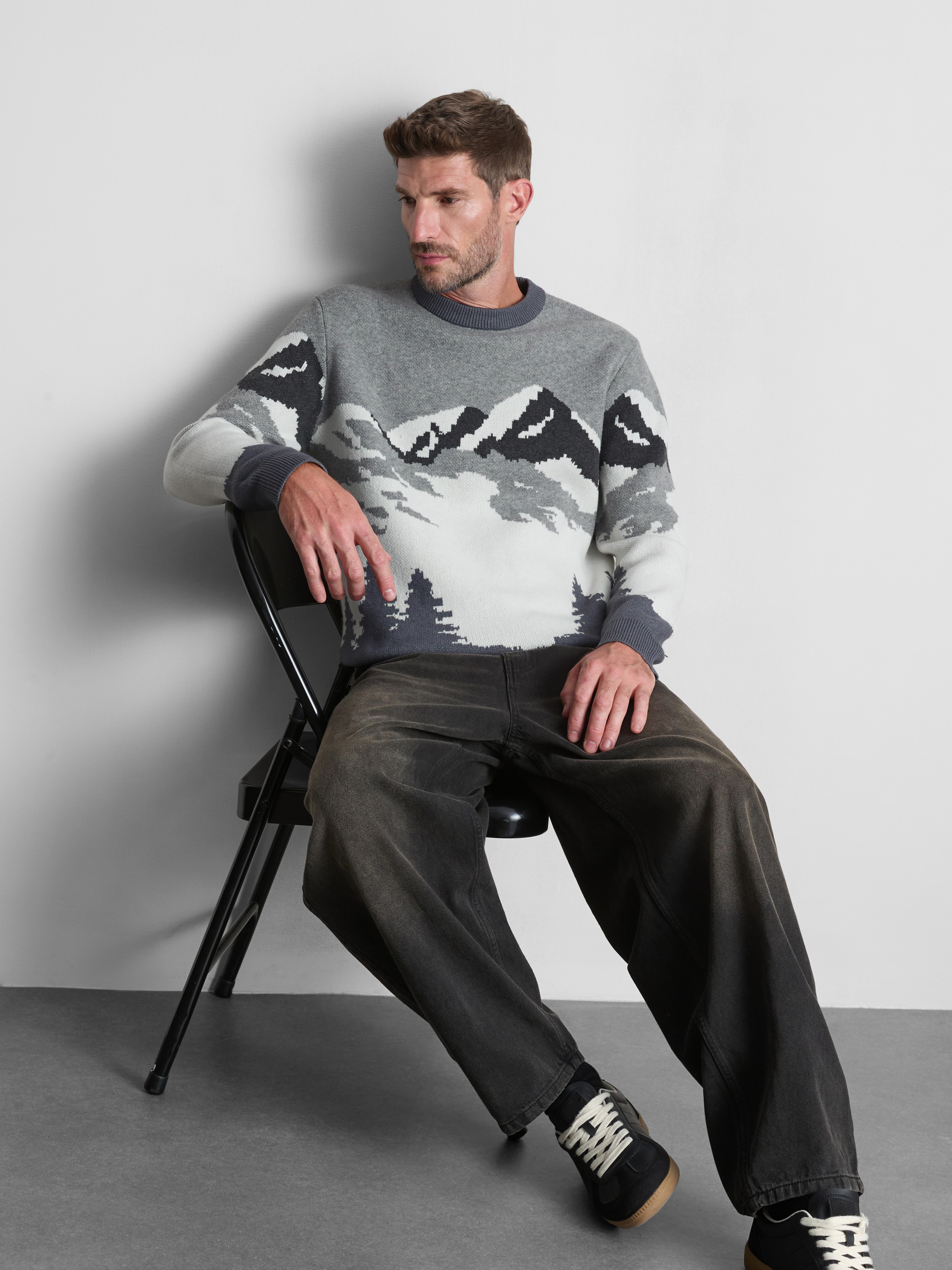 Mountain Scene Knitted Sweater