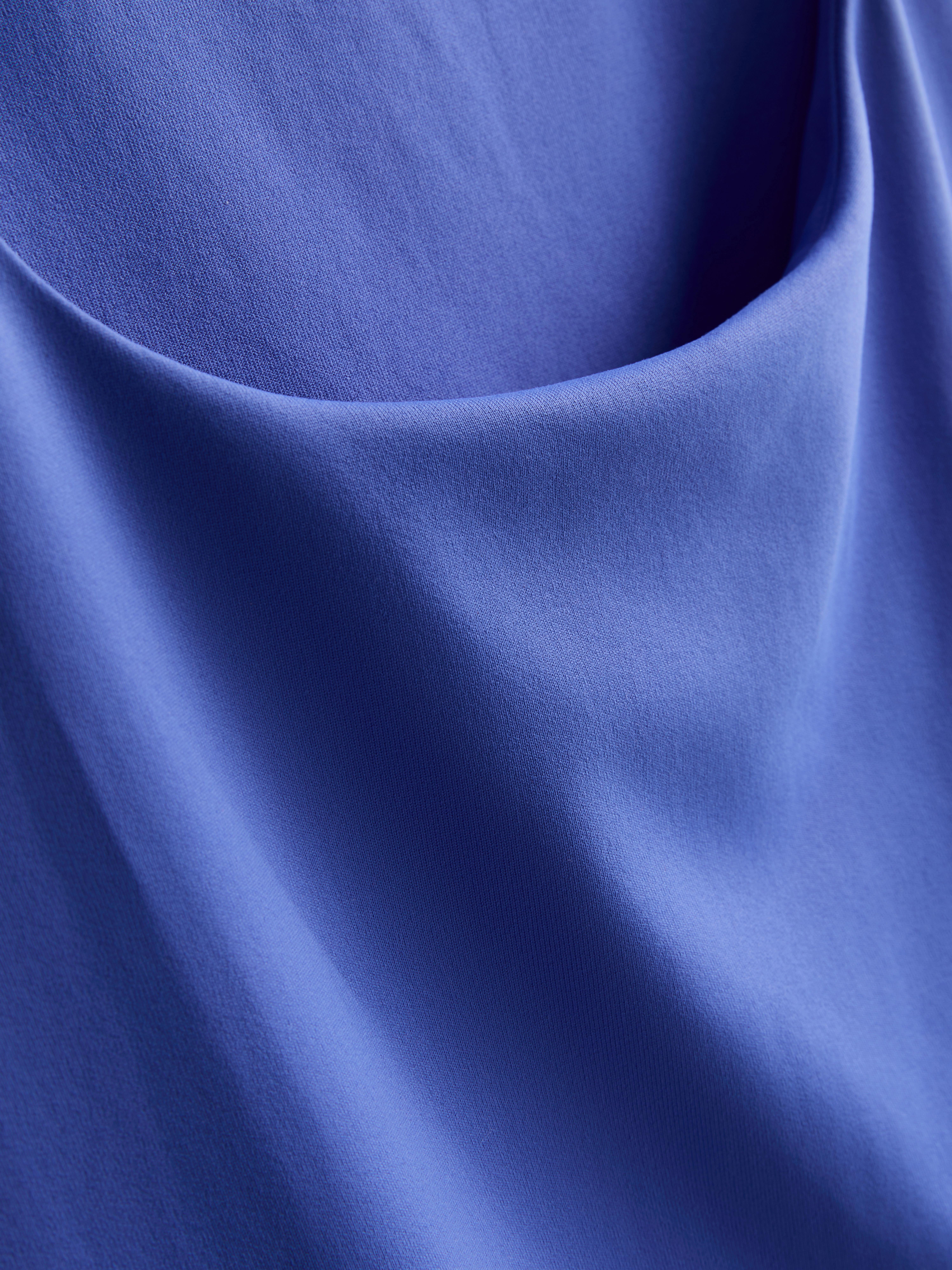 Camiseta sin mangas de escote cuadrado