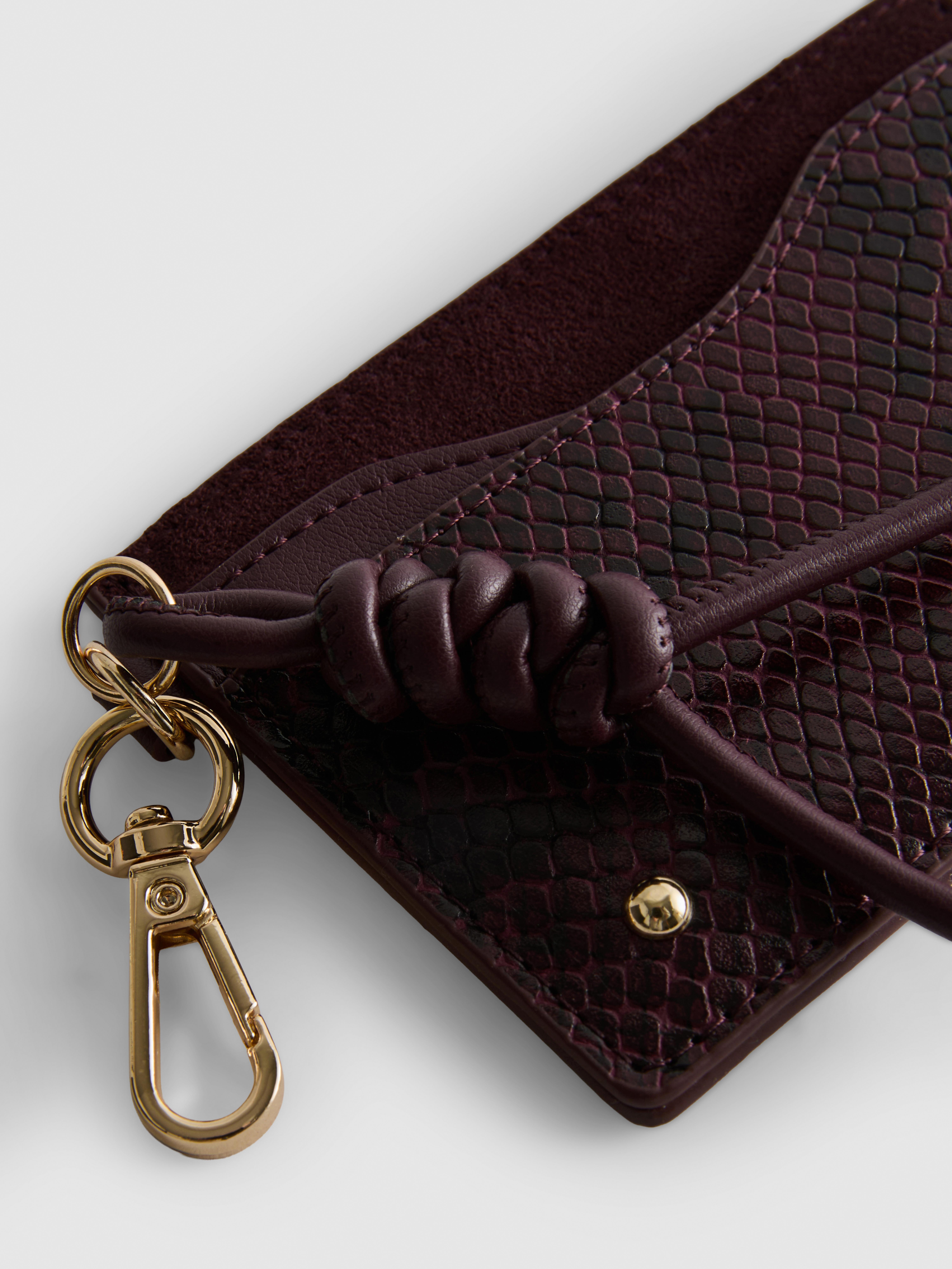 Snake-Effect Card Holder