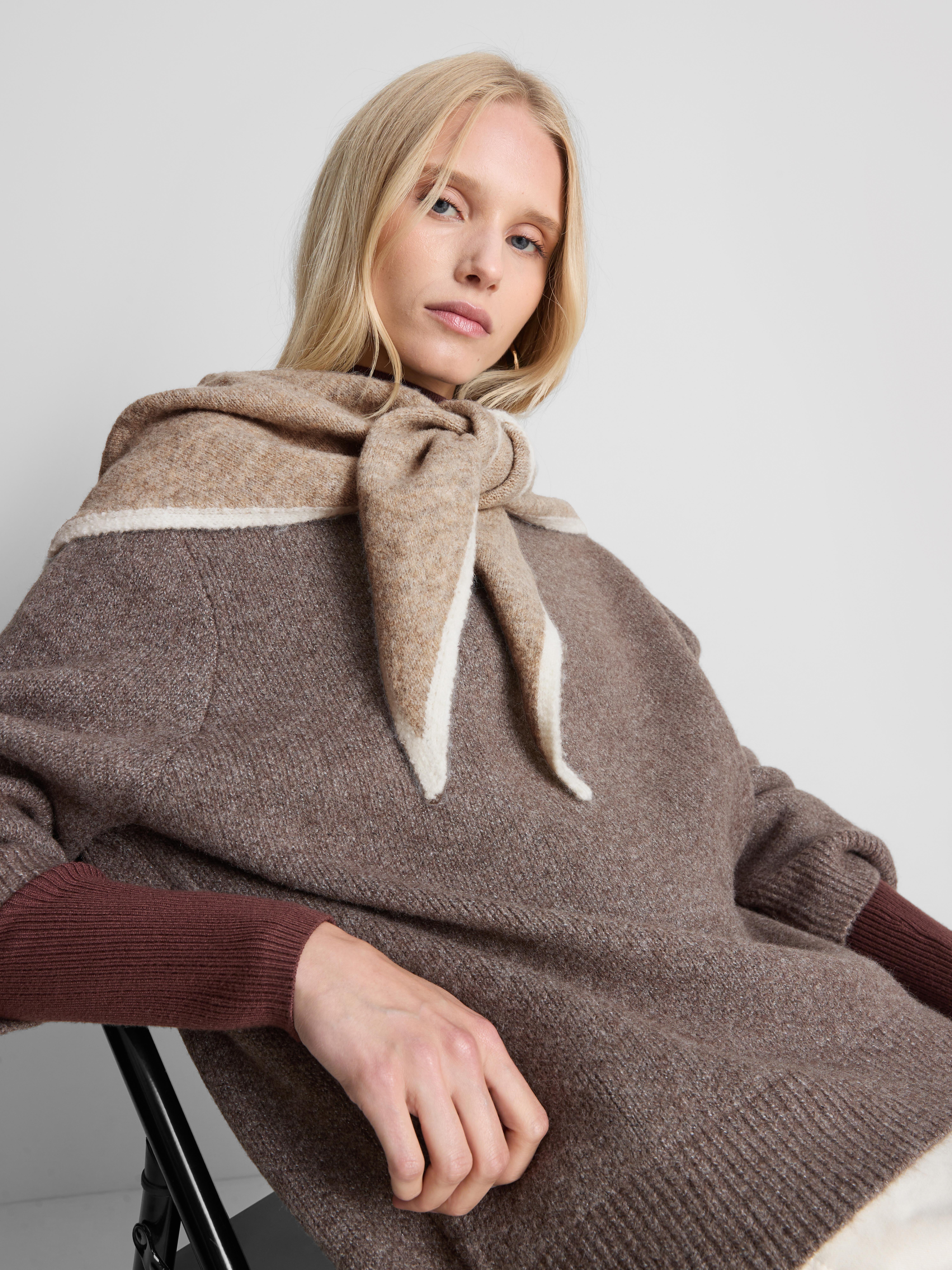 Contrast-Trim Triangle Scarf