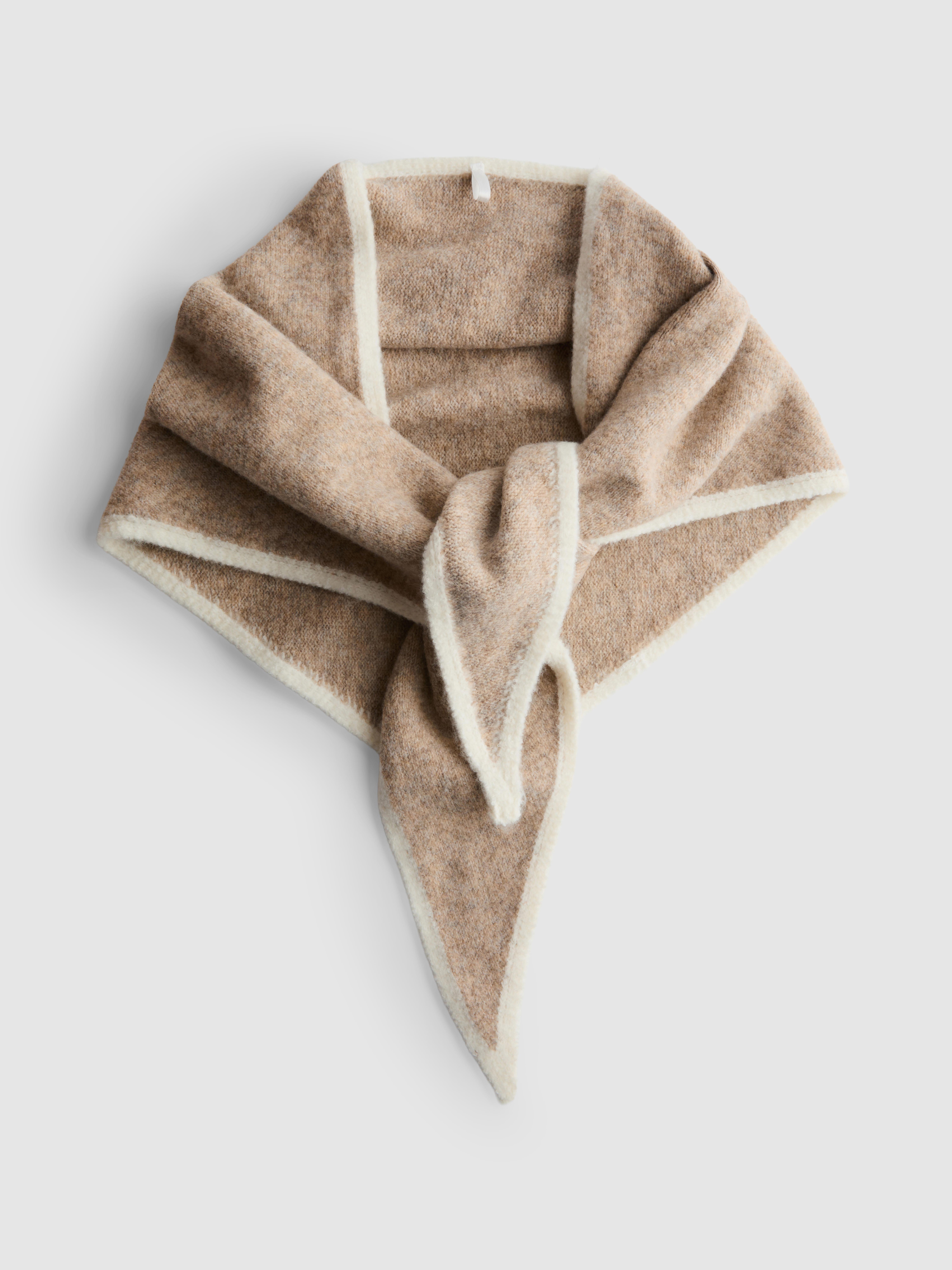 Contrast-Trim Triangle Scarf