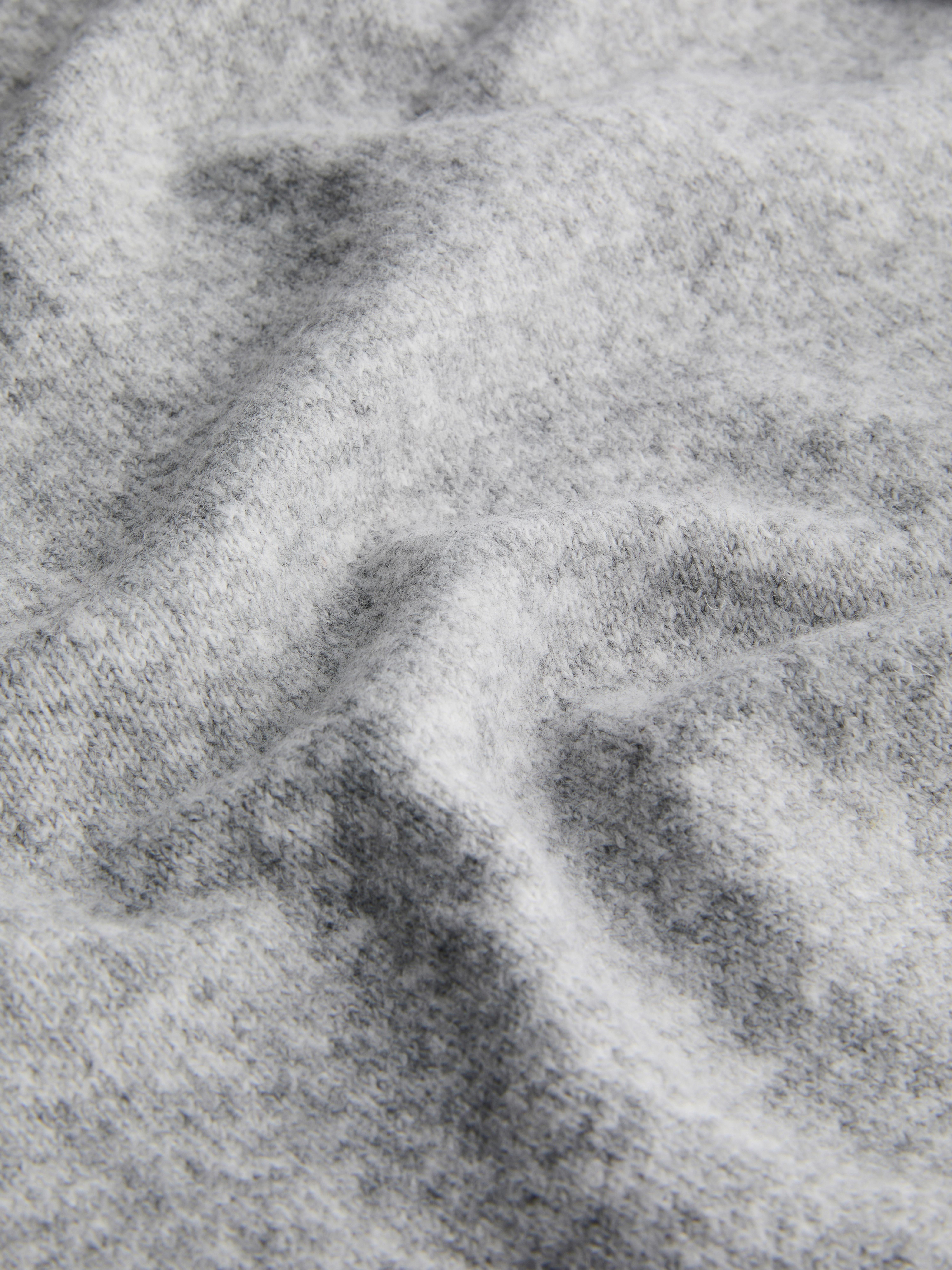 Soft Triangle Scarf