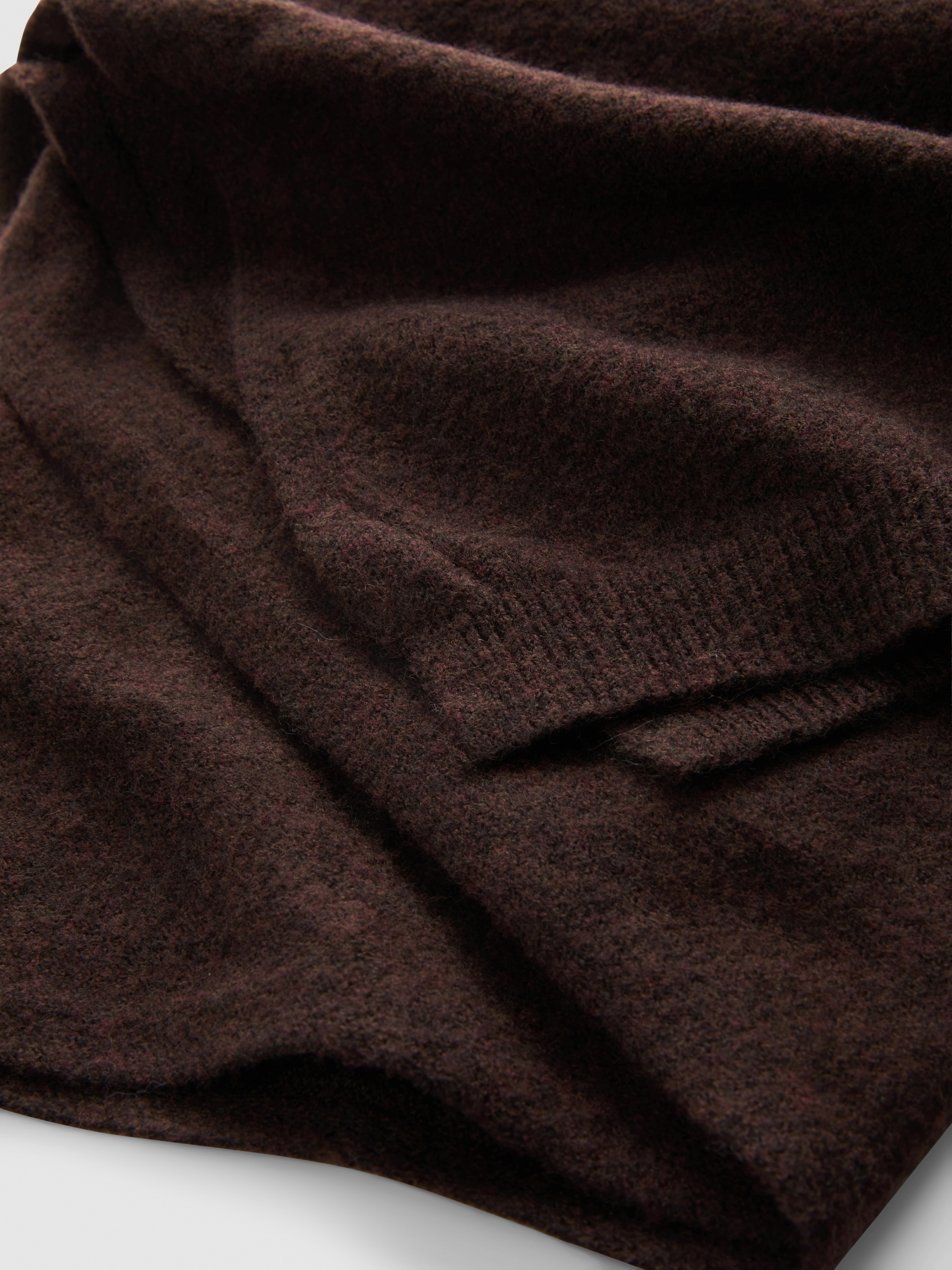 Fine-Knit Scarf
