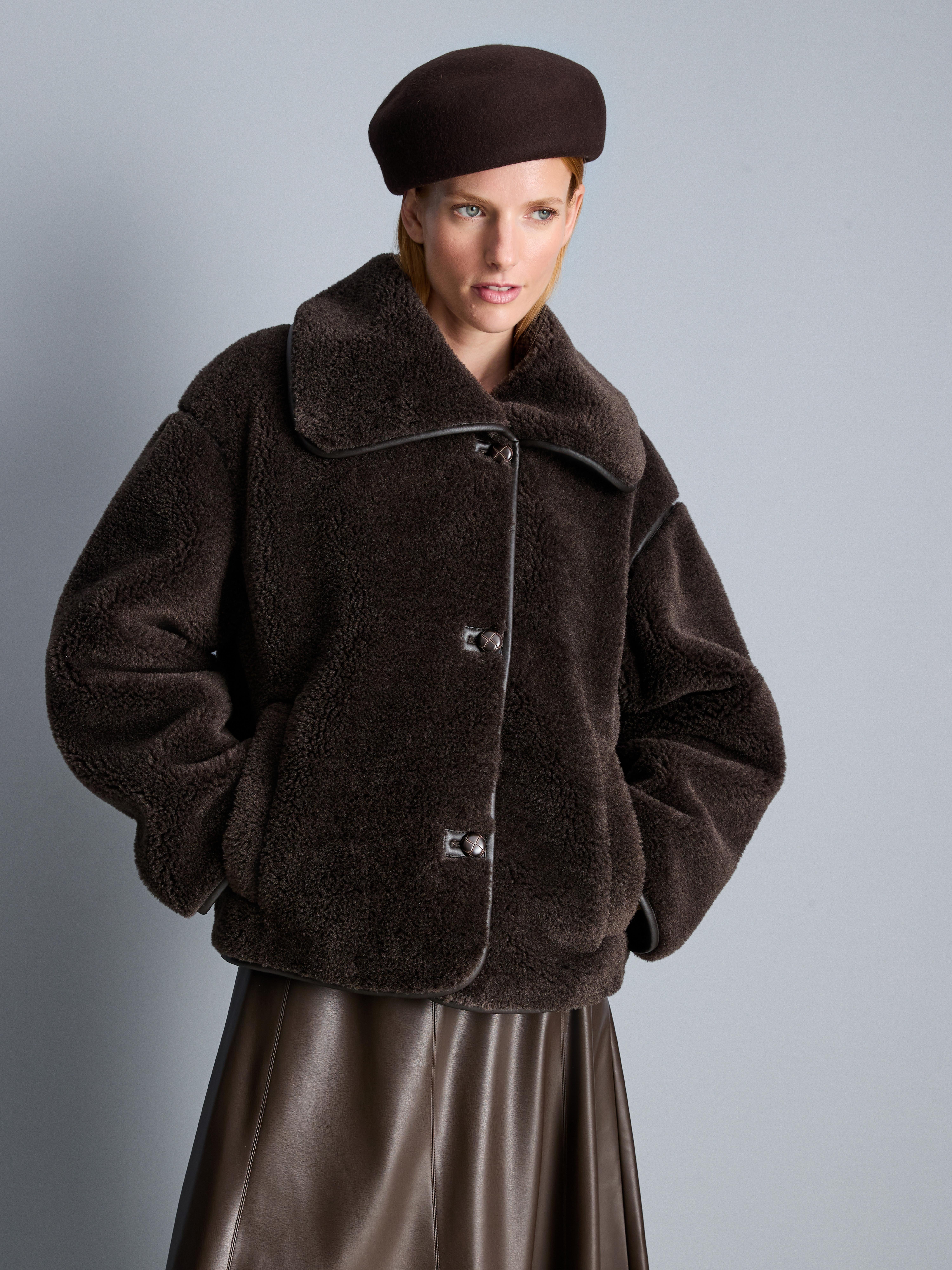 Shearling-Jacke mit geradem Schnitt Schokoladenbraun