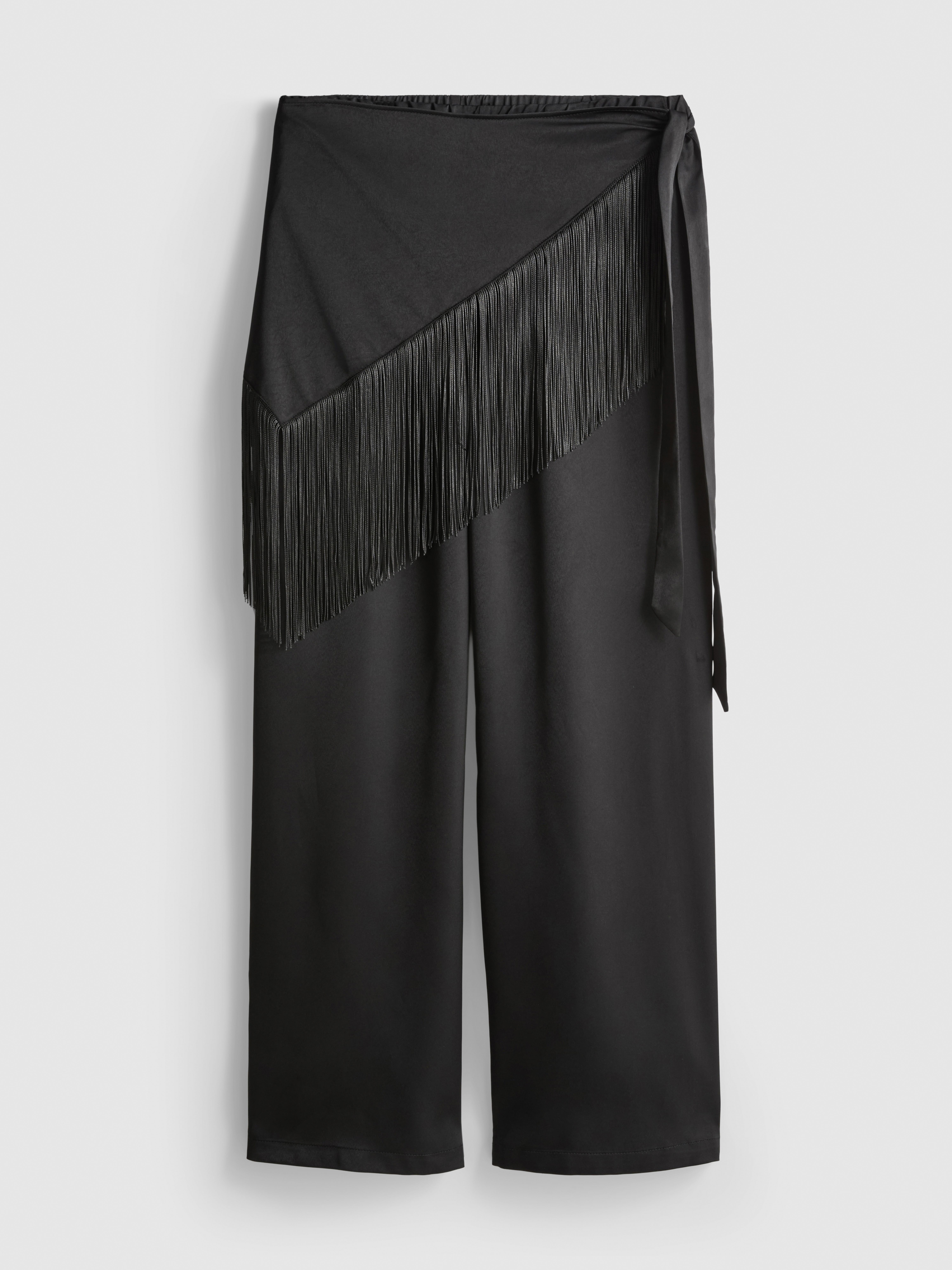 Pantalón satinado con detalle de pañuelo